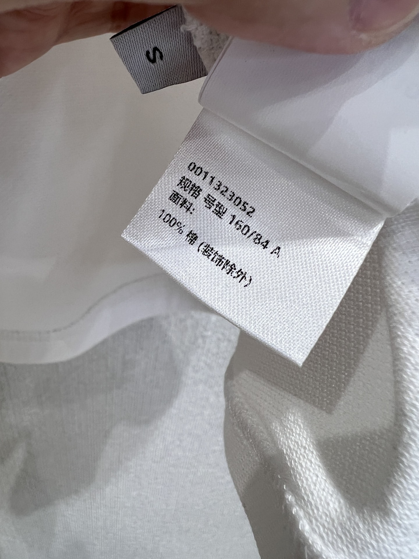 Loewe Polo Shirt: Classic Logo Embroidery, Summer Fashion, and Comfortable Fit 10 i1750220436 1215 4