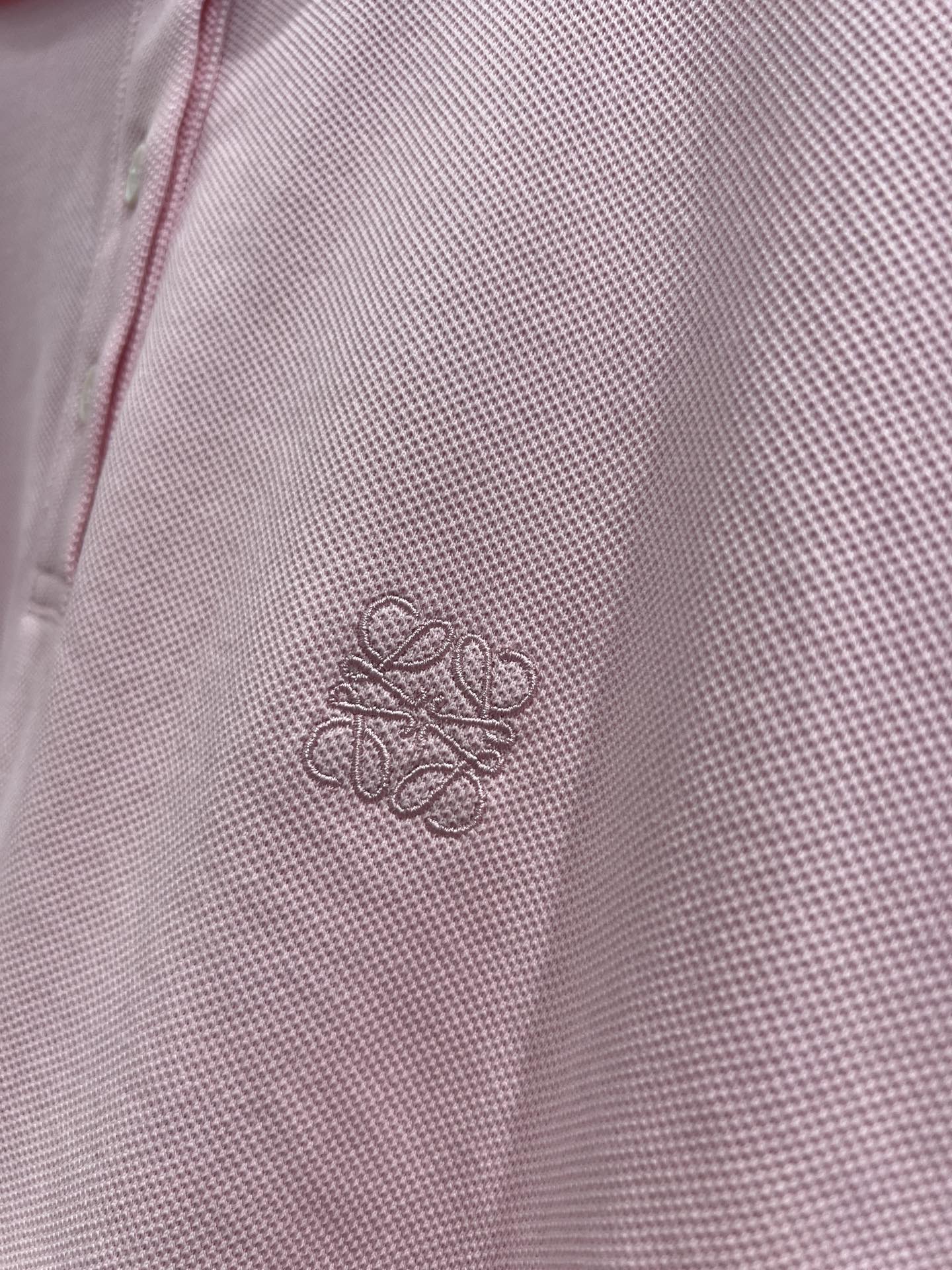 Loewe Polo Shirt with Embroidered Logo | Summer Fashion, Stylish and Comfortable 6 i1750220460 3460 1