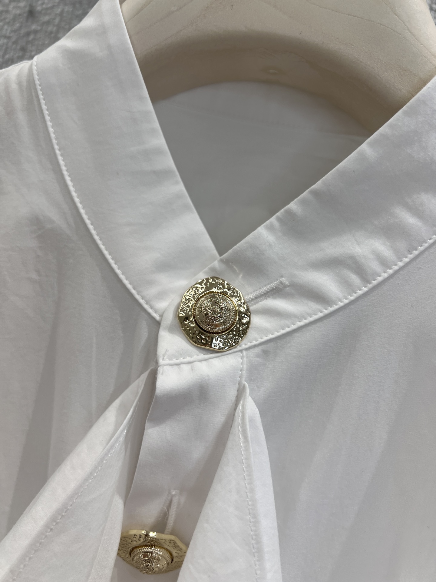 Stylish 25-Fw Unicorn Shirt: Soft, Stylish, European Design for Women’s Wardrobe - 图片 5