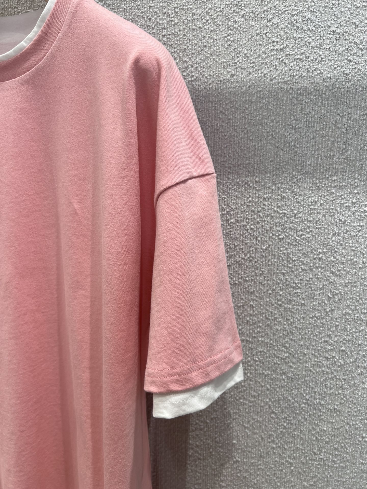 New JIL SAND*R 25Fw Collection: Sophisticated, Simple T-Shirt for Everyday Wear - 图片 5