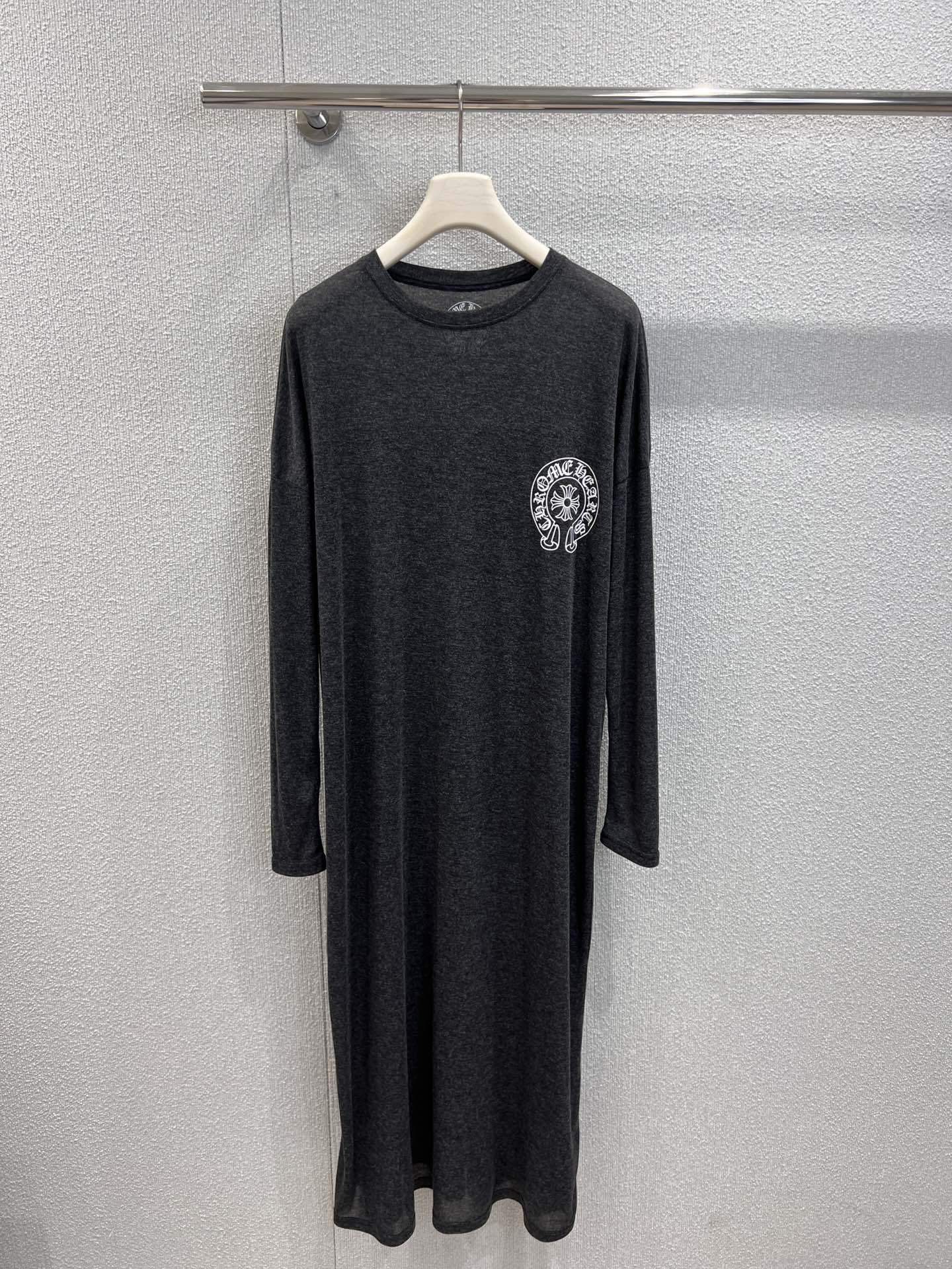 Exclusive Female Packaging Support: Sanskrit Flag-Printed Sun-Proof Dress with Unique Features - 图片 1