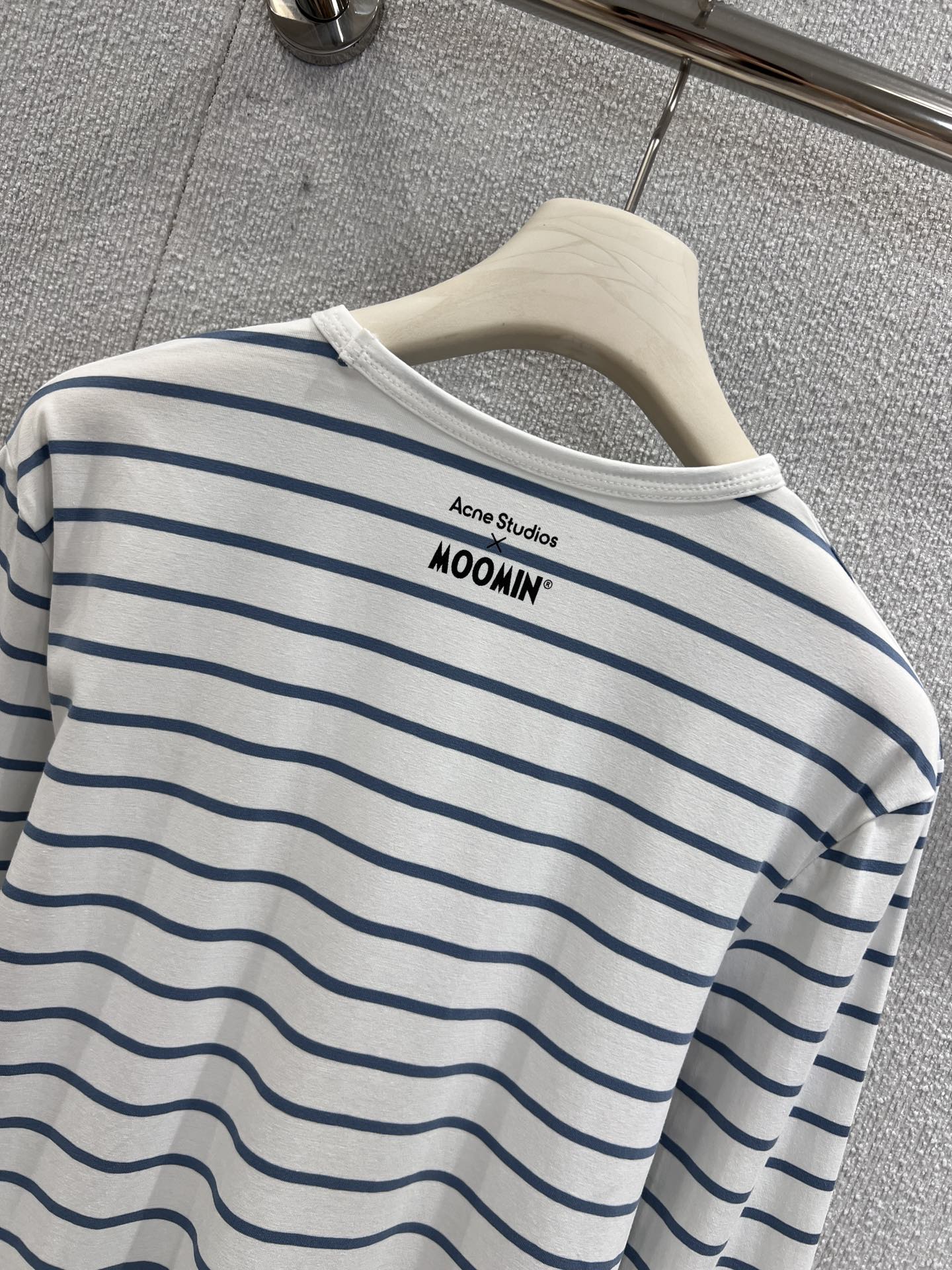 Acne Studios x Moomin 25FW Collaboration: Embroidered T-shirt for Women – High Quality Summer Style. - 图片 4