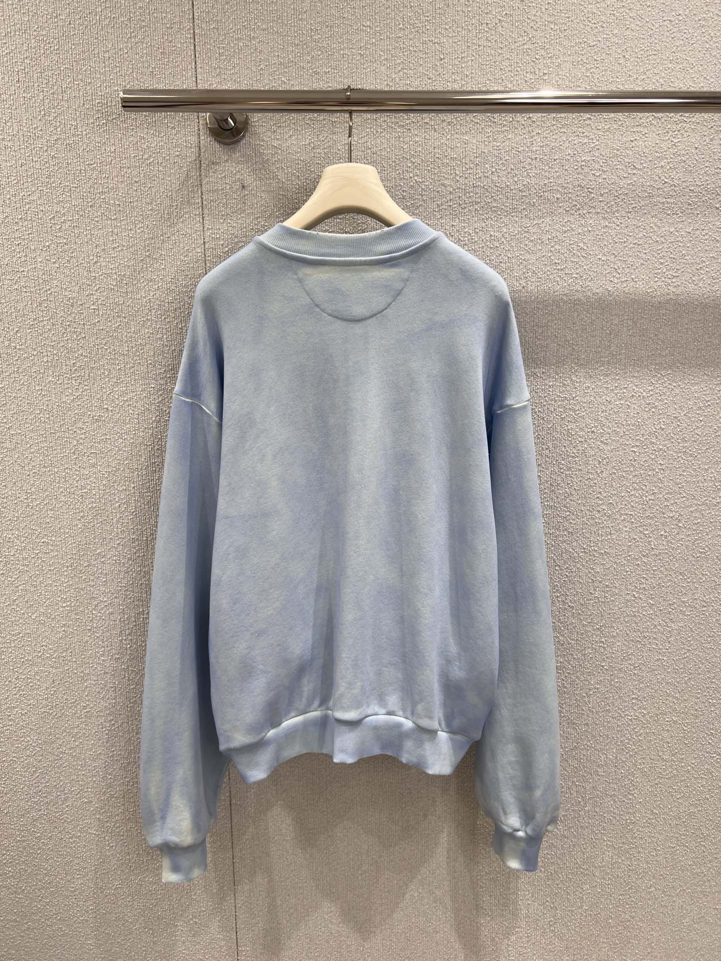 Exclusive 1996 Letter-Printed Coat: Unleaded Style for Every Moment - 图片 3