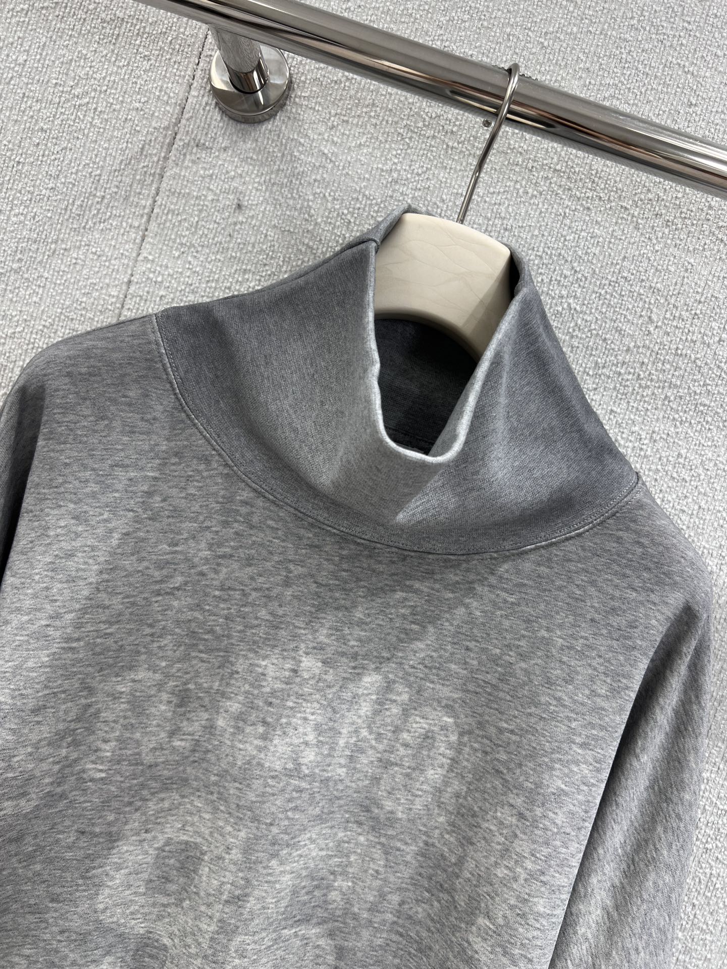 “Acne Studios 25FW New Morning and Fall Collection: Stylish and Comfortable Women’s Clothing Line” - 图片 3