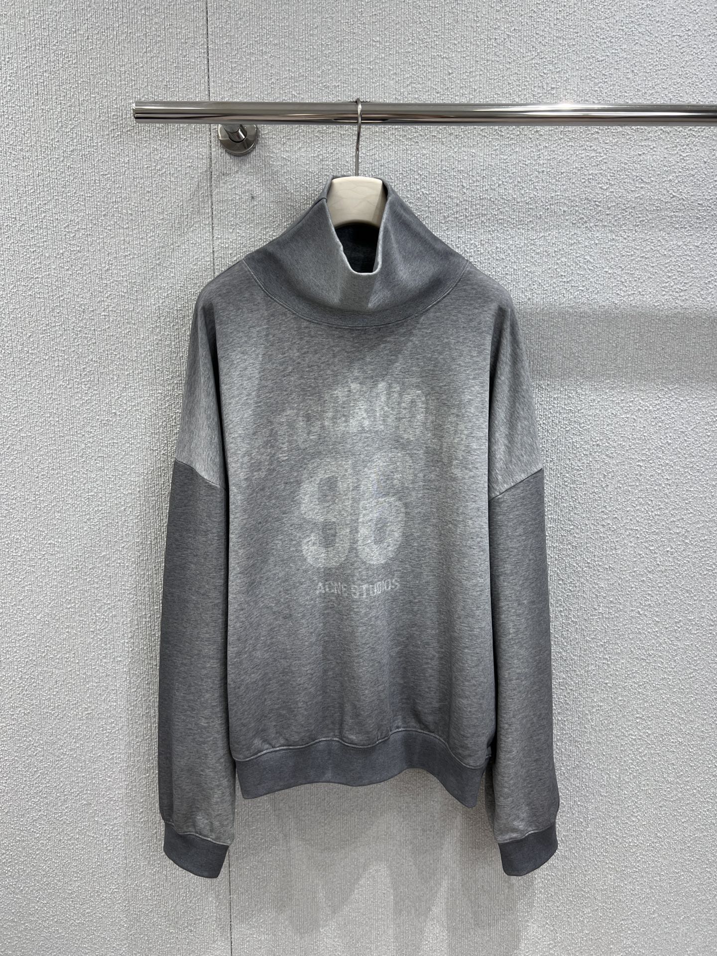 “Acne Studios 25FW New Morning and Fall Collection: Stylish and Comfortable Women’s Clothing Line” - 图片 1