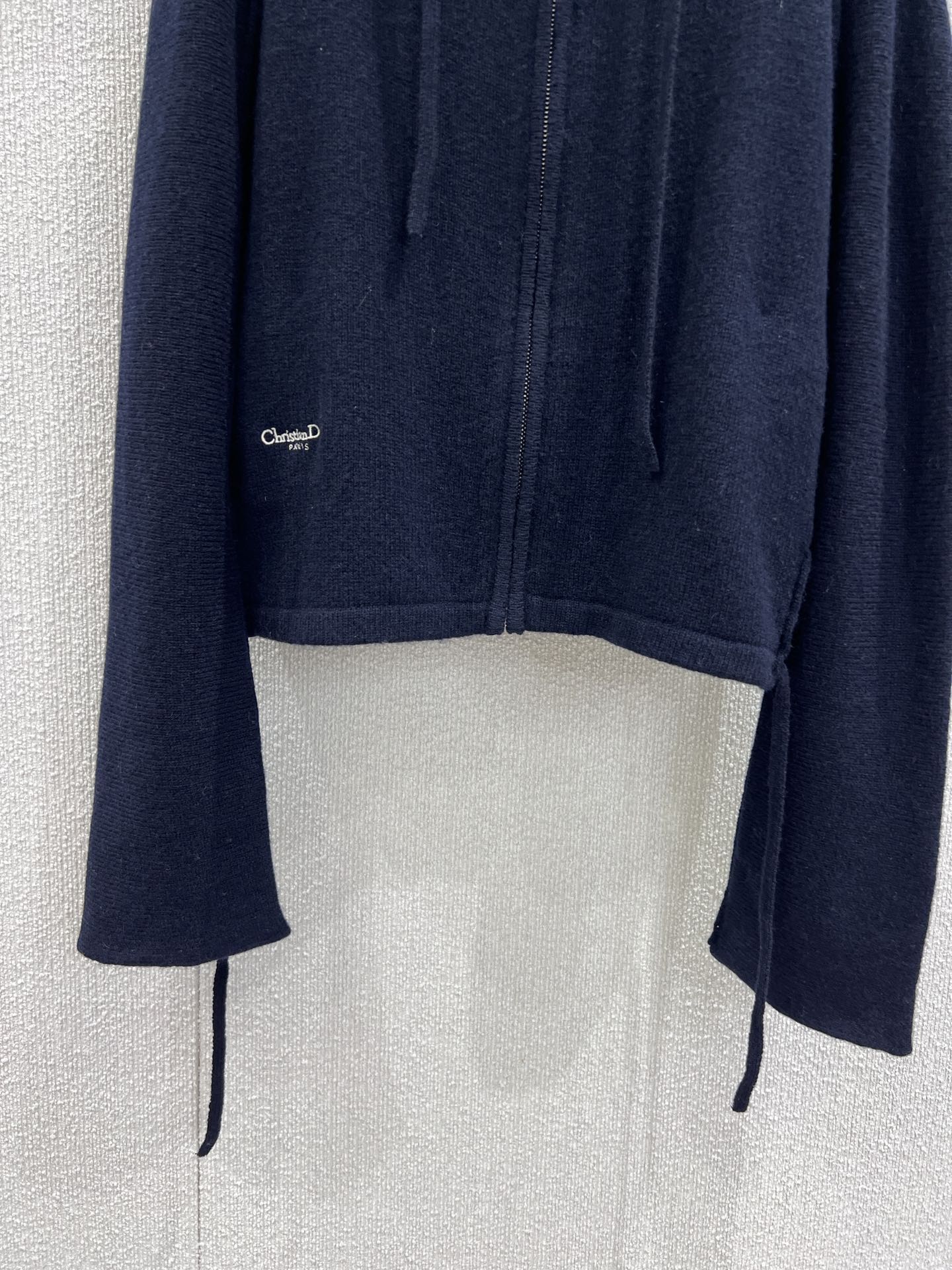 Dior Embroidered Hooded Knit Cardigan - Soft, Comfortable, and Stylish 8 i1754112400 2429 1