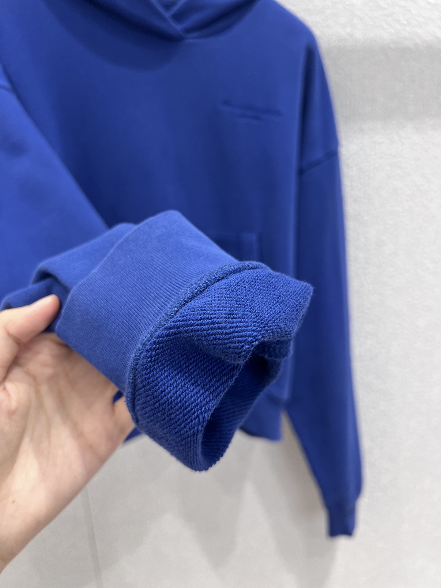 “Stylish Women’s Fall Coat in Cline Blue: Fashionable and Versatile Outerwear for Autumn Season” - 图片 7