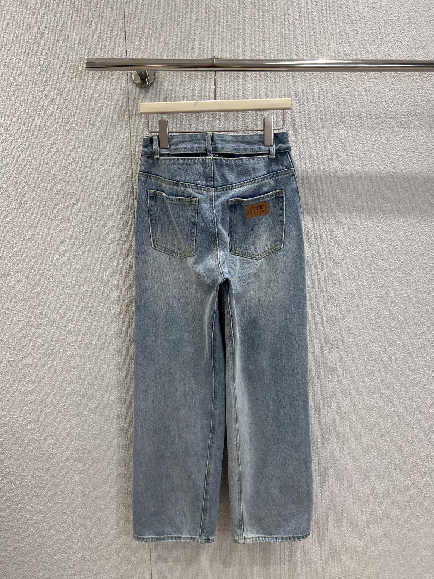 Maison Margiela 25FW High-End Female Packaging: Custom Hardware, Monolithic Style, S/M/L Commercials - 图片 2