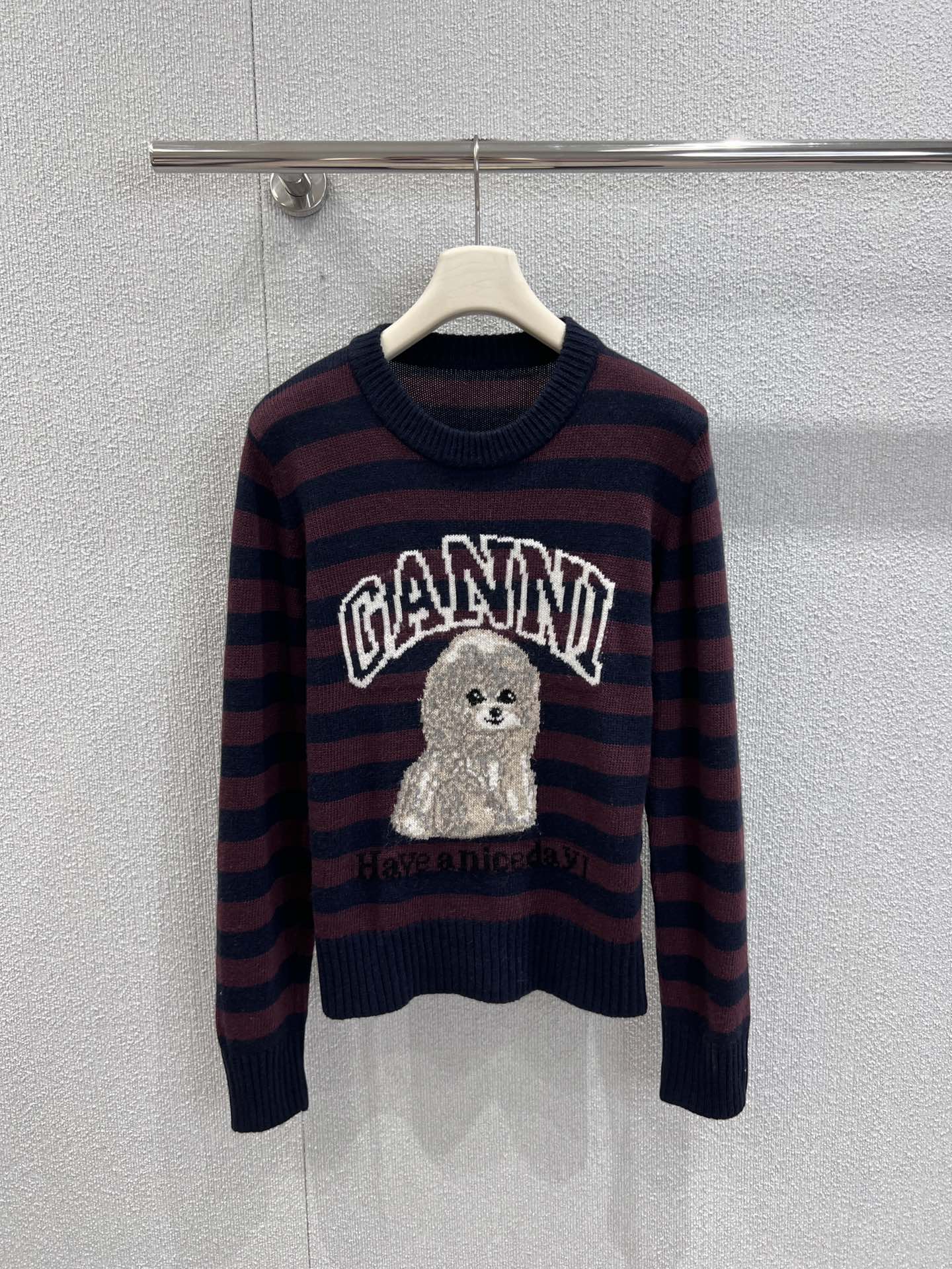 NO:460617,Support replacement Gann* 25Fw early autumn new style animal jacquard logo long-sleeved knitted sweater丨Exclusive high-end production!  Nordic niche designer brands have become popular in the past two years!  !  The simplest pullover shirt, the simpler the more you can wear it!  The colors are lively and bright, and full of fashion!  You can go out on the street every day and commute to work!  S/M/L real photos, sweaters, alexander wang19860909支持换款 Gann* 25Fw早秋新款 动物提花logo长袖针织毛衣丨独家高版出品！北欧小众设计师品牌 这两年ins上巨火！！简约至上的套头小衫,越简单越能穿出气质！颜色活泼明亮,时尚感十足！日常出街,上班通勤都可！现货发售S/M/L实拍细节图,,sweaters,alexander wang,Women's clothing