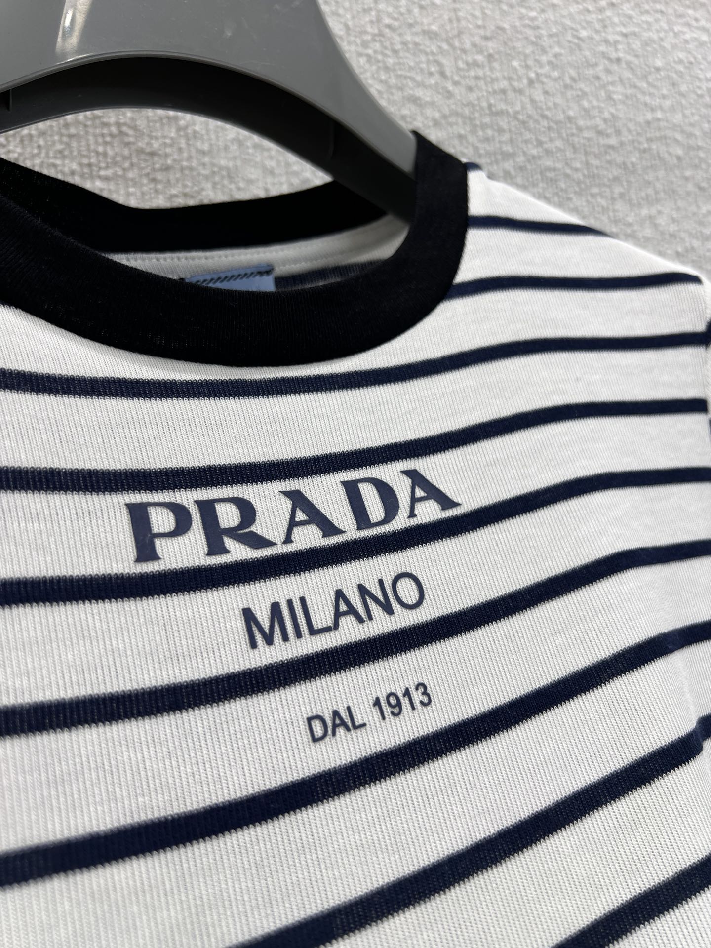 Title: Prad 25Fw New Morning & Autumn Collection: Comfortable Cloud Series in Classic Colors, Available in S/M/L. - 图片 5