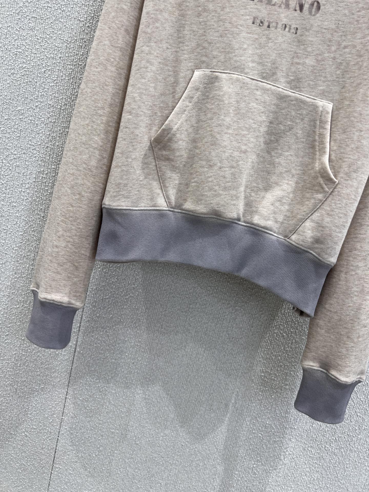 Autumn/Winter Soft Cotton Hooded Vest with Retro Glamour and Crochet Details – Sizes S/M/L - 图片 6