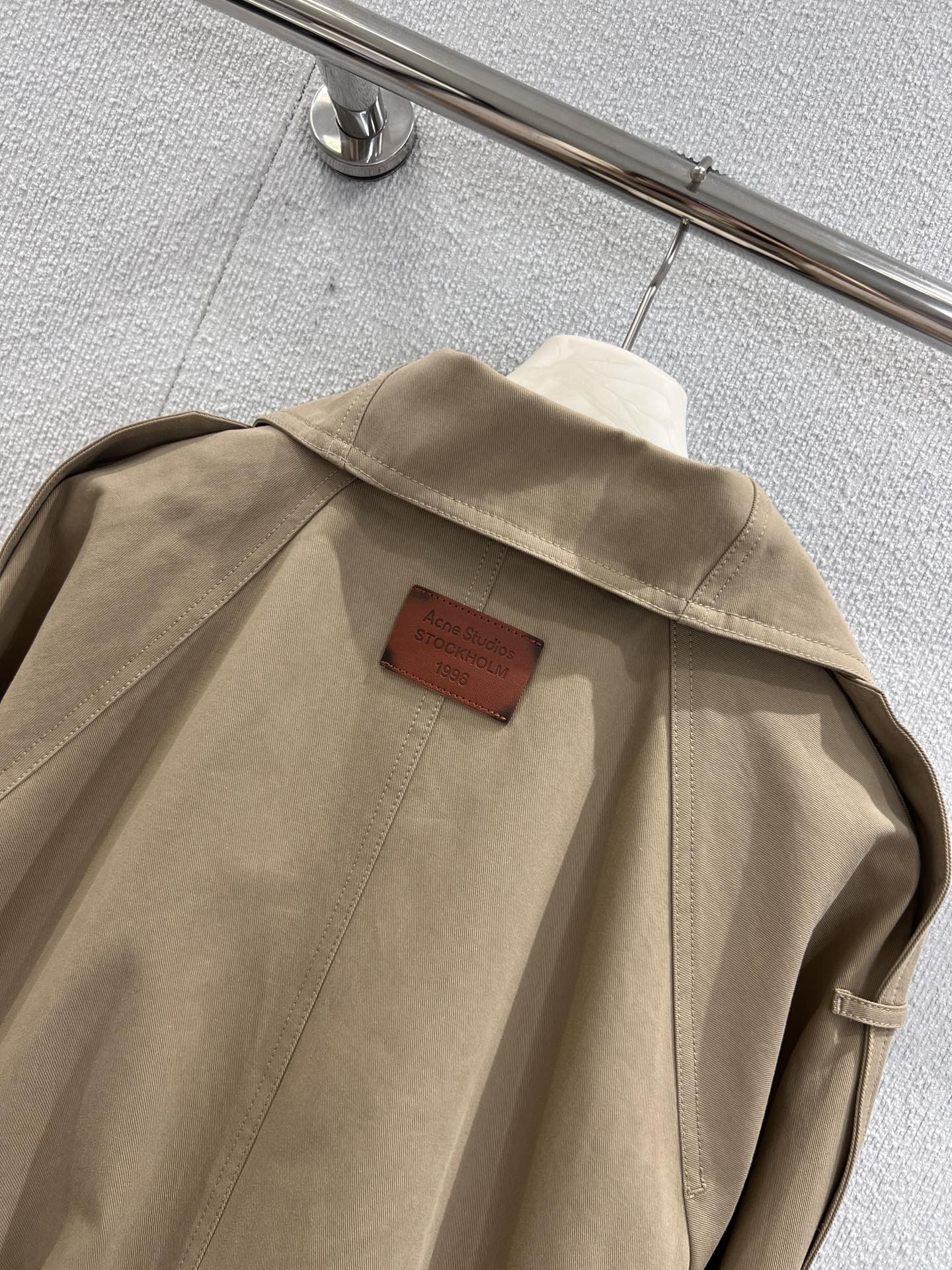 “Acne Studios 25FW Women’s Khaki Jacket with Wool Lining – New Fall Fashion” - 图片 5