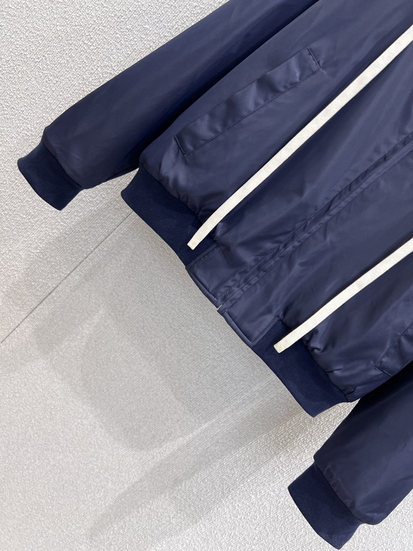 Miu Miu Reversible Embroidered Jacket: Versatile & Stylish Outerwear 6 i1761364714 4146 7