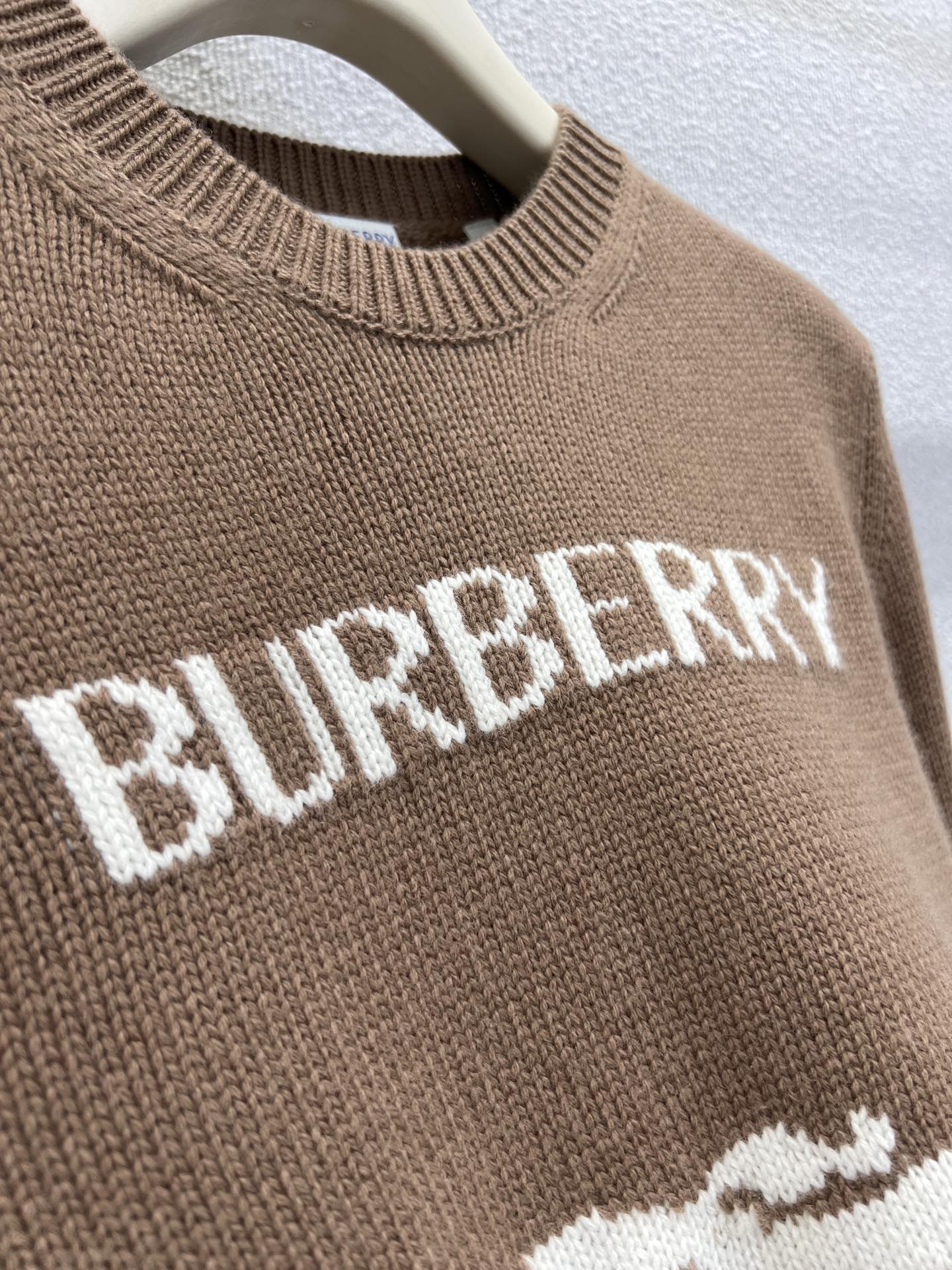 Burberry Wool-Cashmere Knit Sweater with Equestrian Knight Emblem 6 i1761374476 2346 4