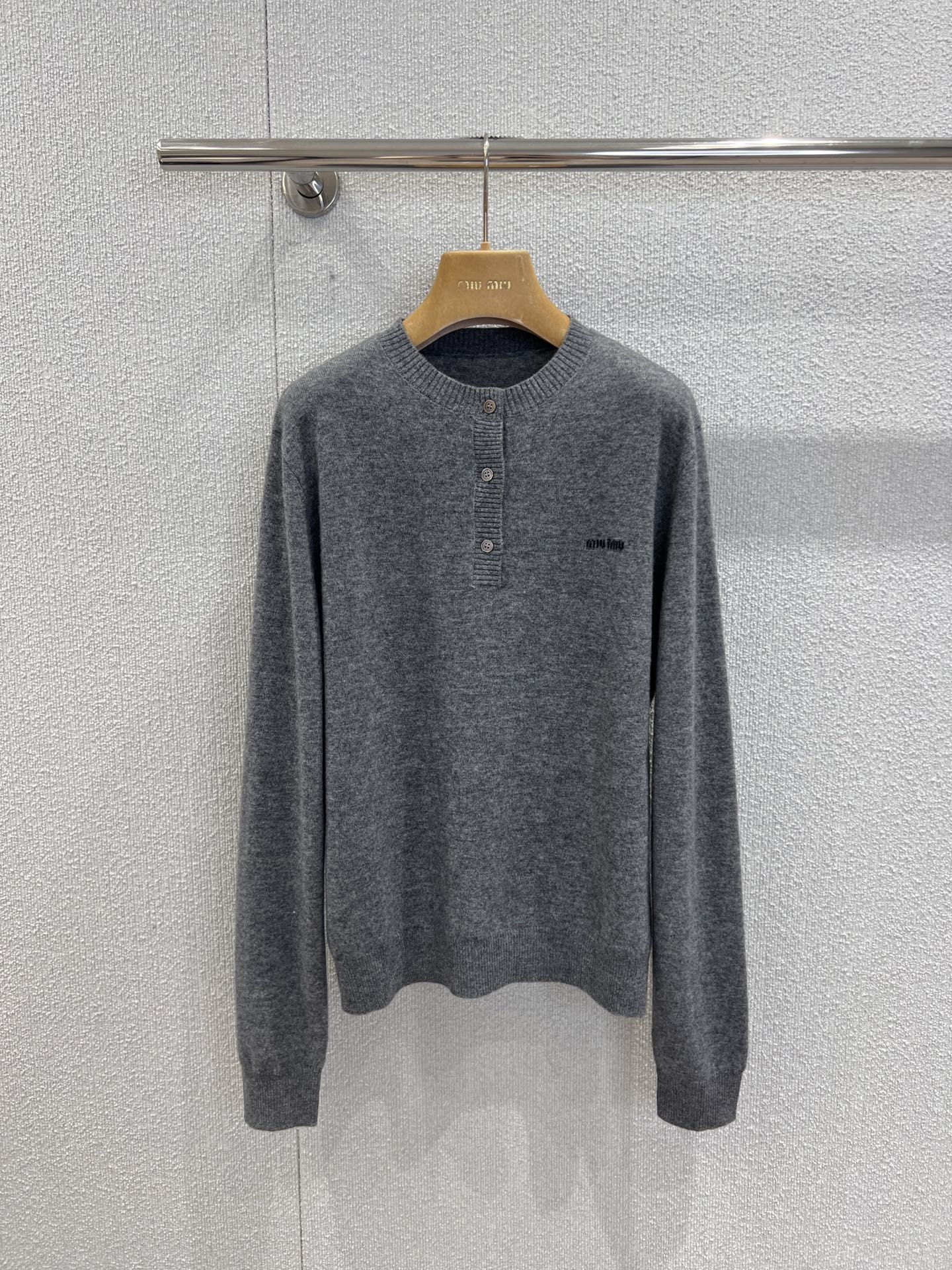 Miu Miu 26Ss Early Spring New Women’s Cashmere Knit Sweater