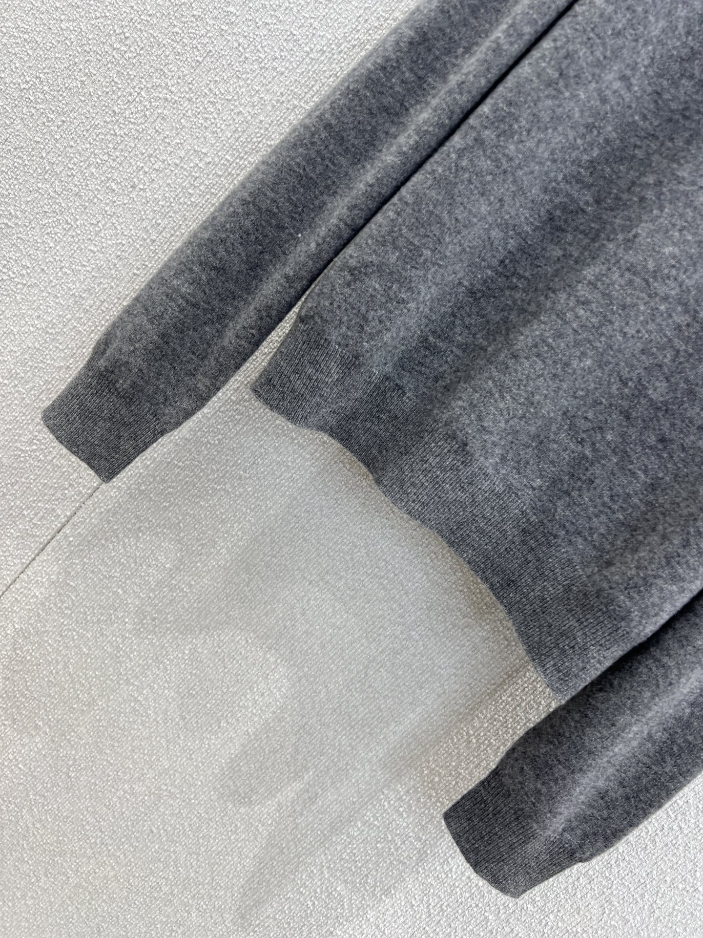 Miu Miu 26Ss Early Spring New Women's Cashmere Knit Sweater 7 i1761540866 7919 0