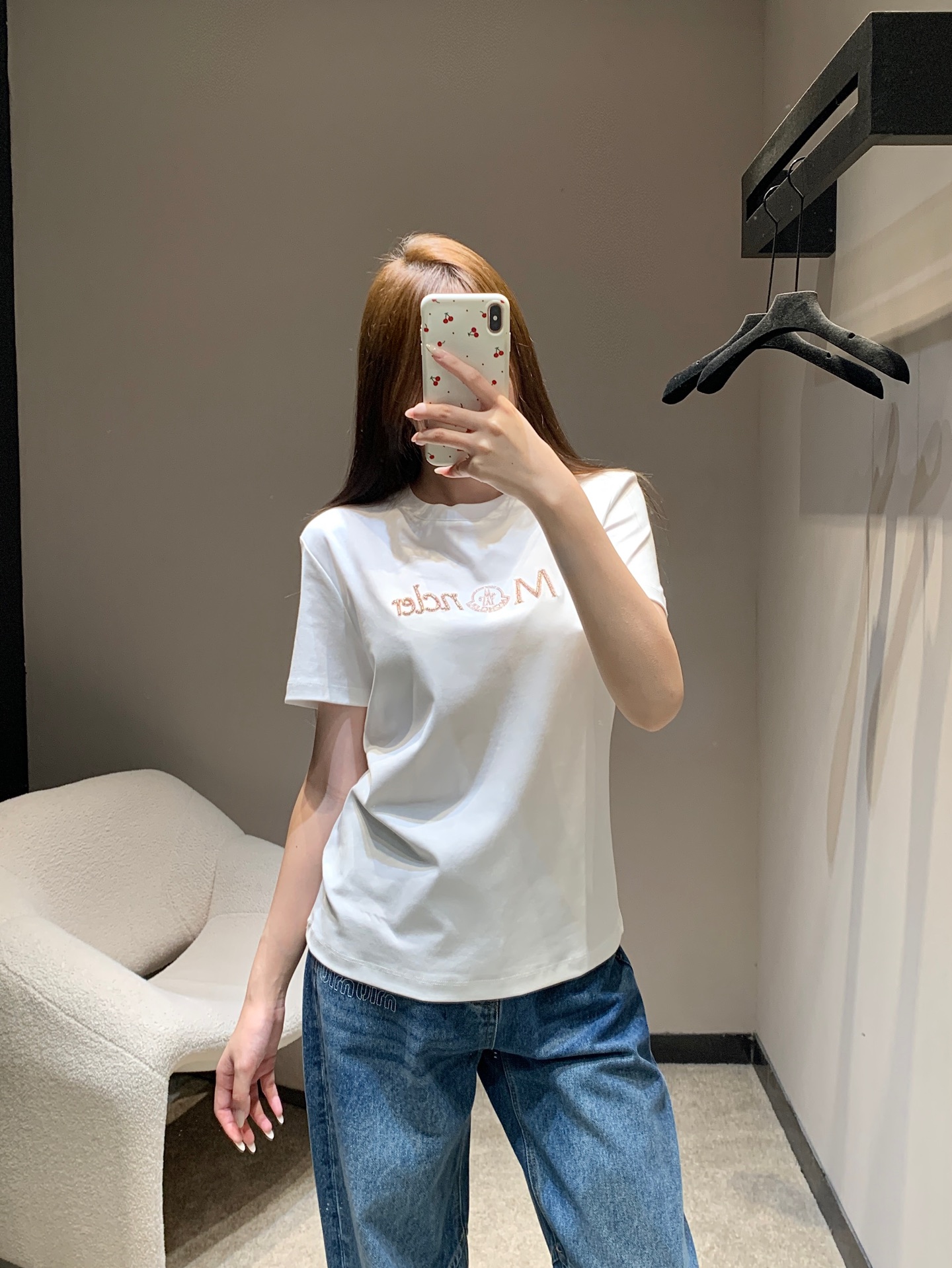 몽클레어 레터 비즈 크루넥 반팔 티셔츠 26 SS 이미지 9