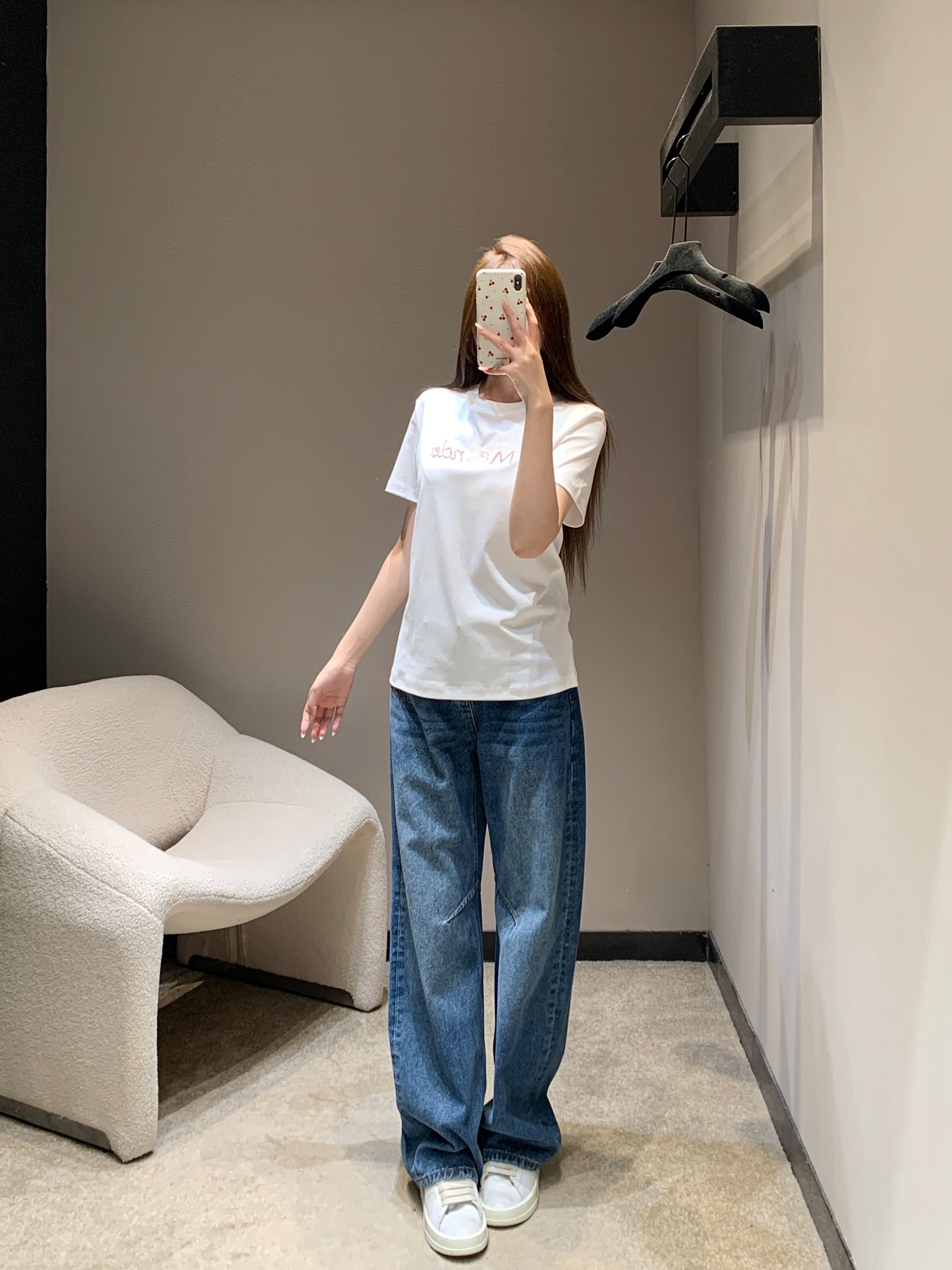 몽클레어 레터 비즈 크루넥 반팔 티셔츠 26 SS 이미지 6
