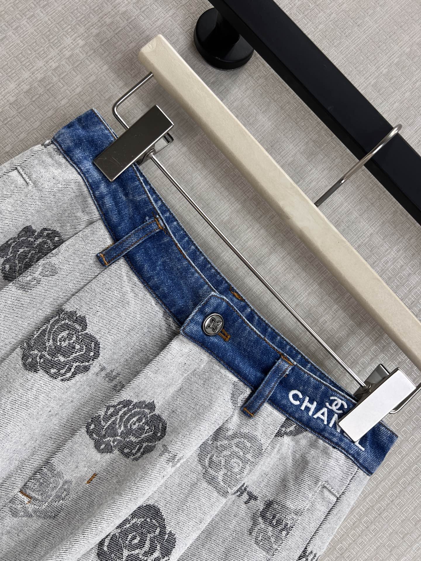 Women's Clothes Style Grey Denim Clothing Clothing Clothing detail image 3 from source 776773
