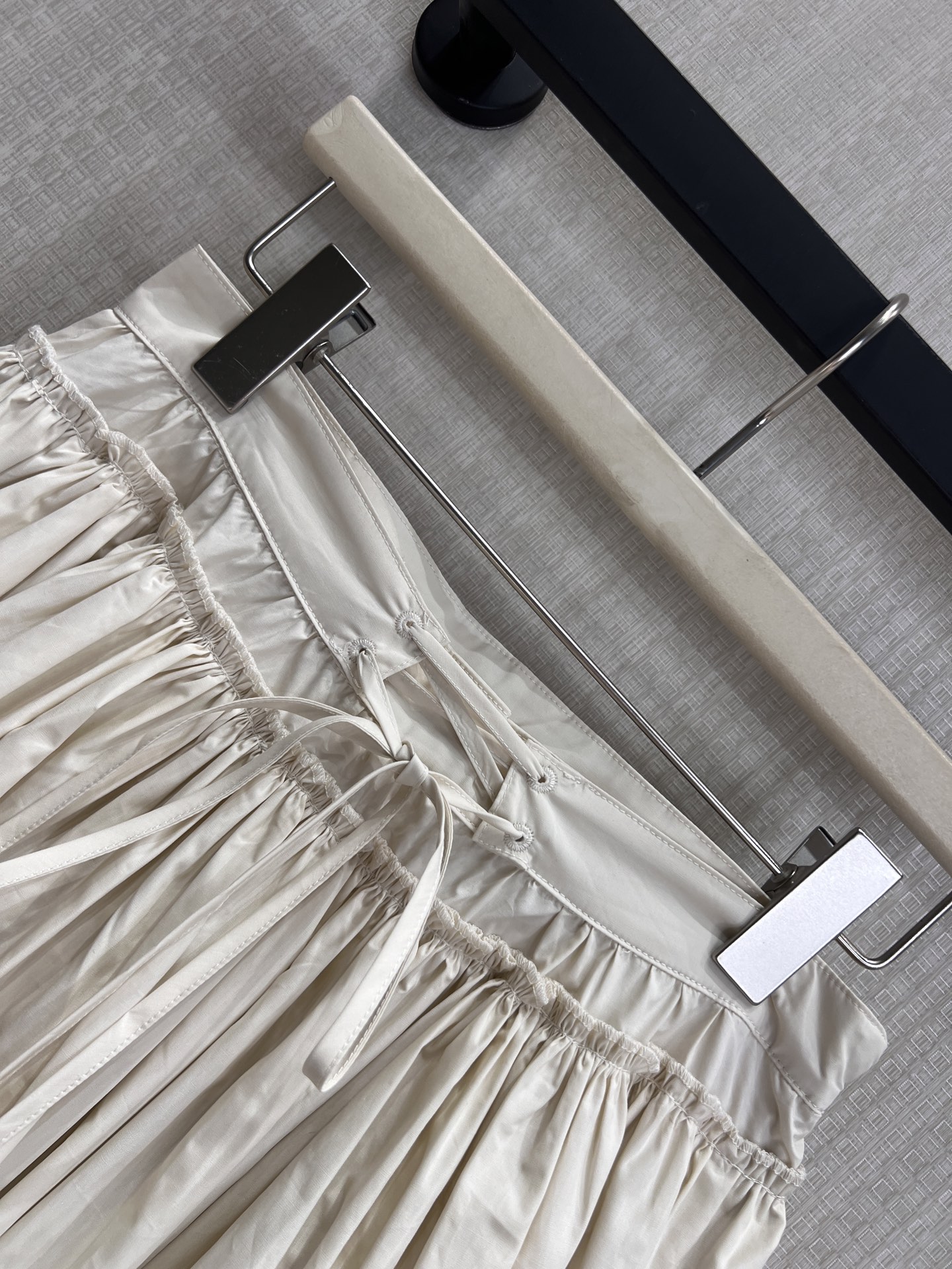 Women's Clothes Style White Clothing Clothing Clothing detail image 3 from source 776765