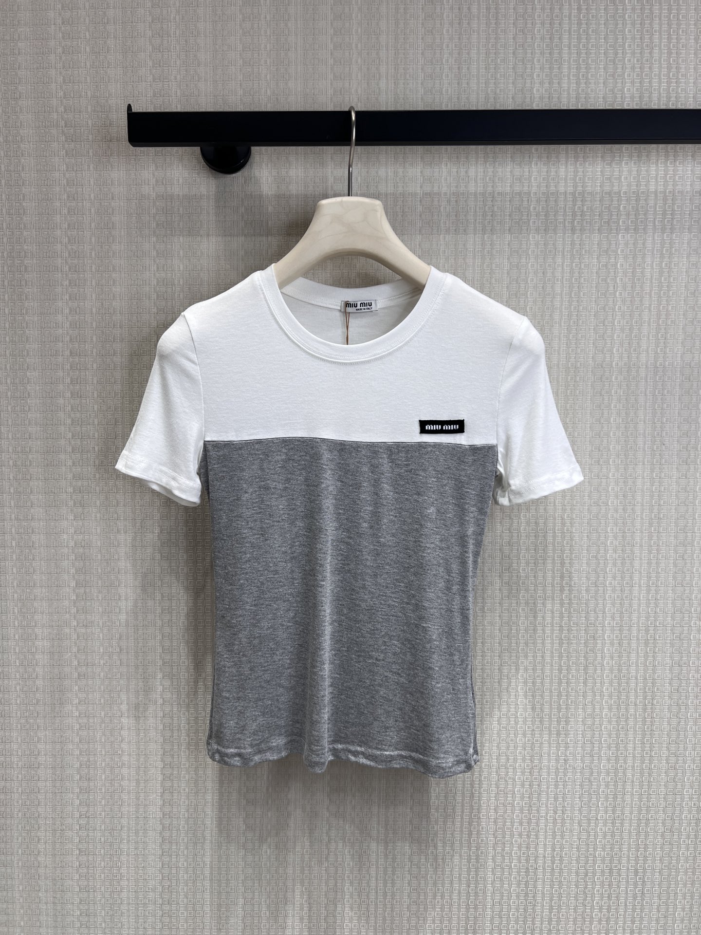 미우미우 여성 반팔 97519 Miu Miu T Shirt