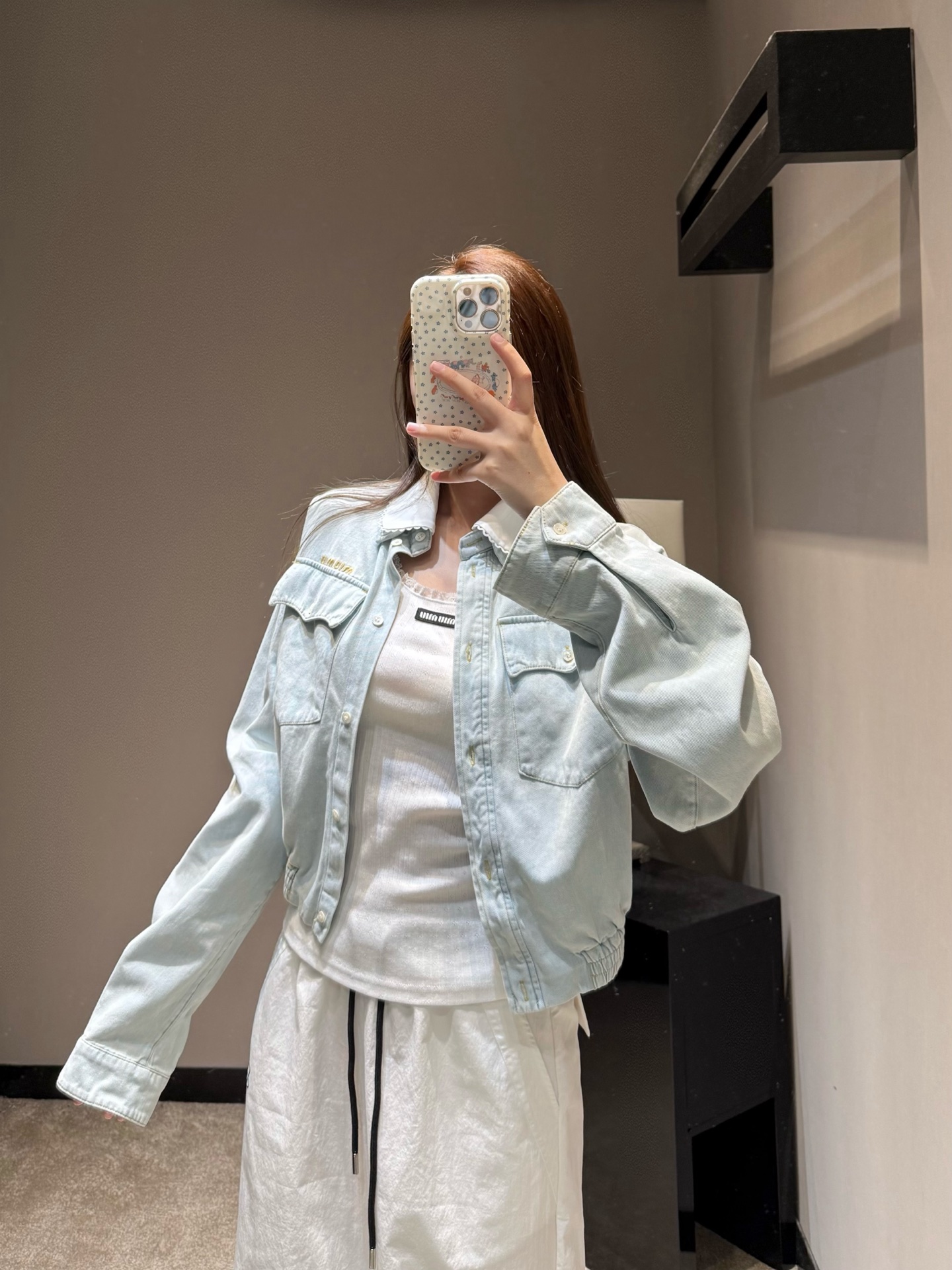 미우미우 레이스 피터팬 카라 크롭 데님 자켓 상세 이미지 9