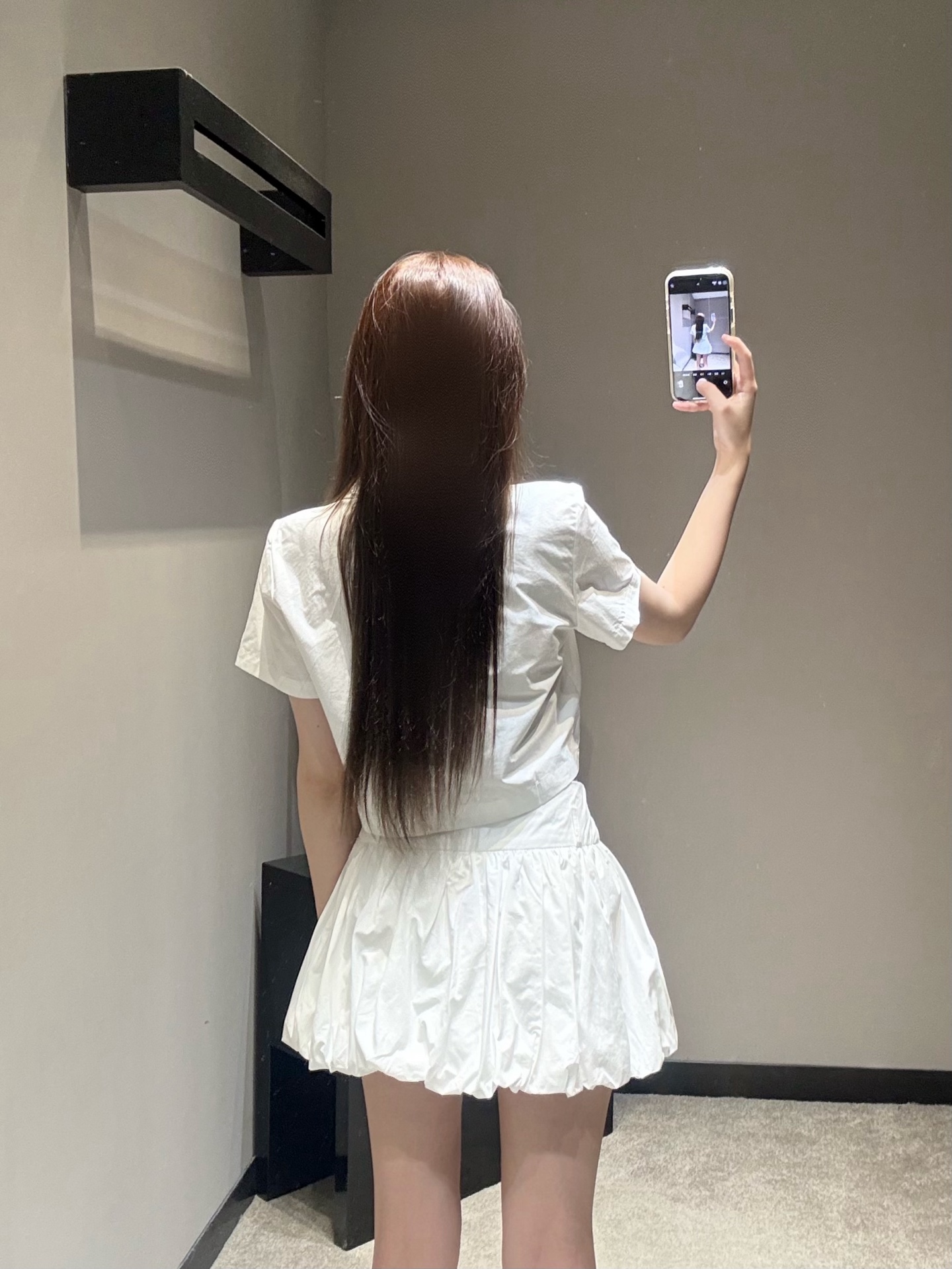 미우미우 화이트 문라이트 튤립 스커트 원피스 상세 이미지 9