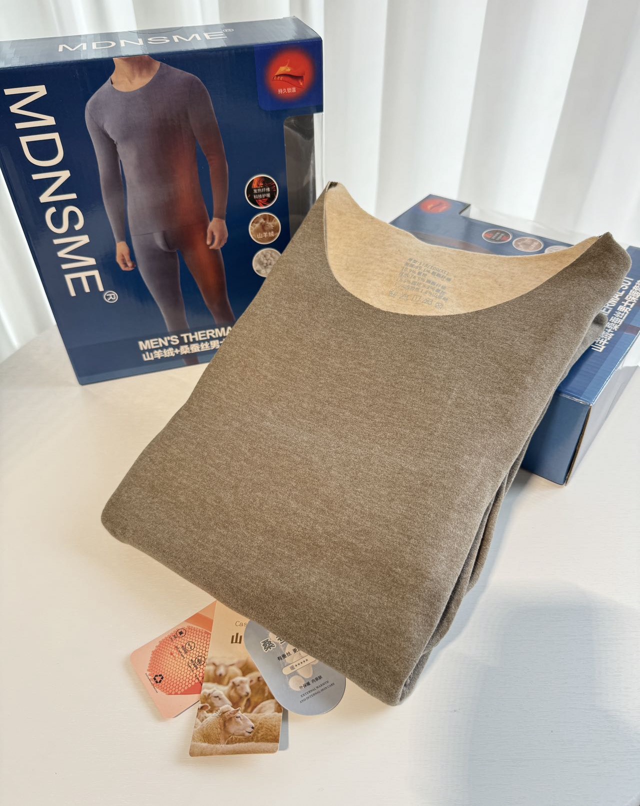 **MDNSME Men's Cashmere & Silk Seamless Thermal Base Layer Set** - Comprehensive 2