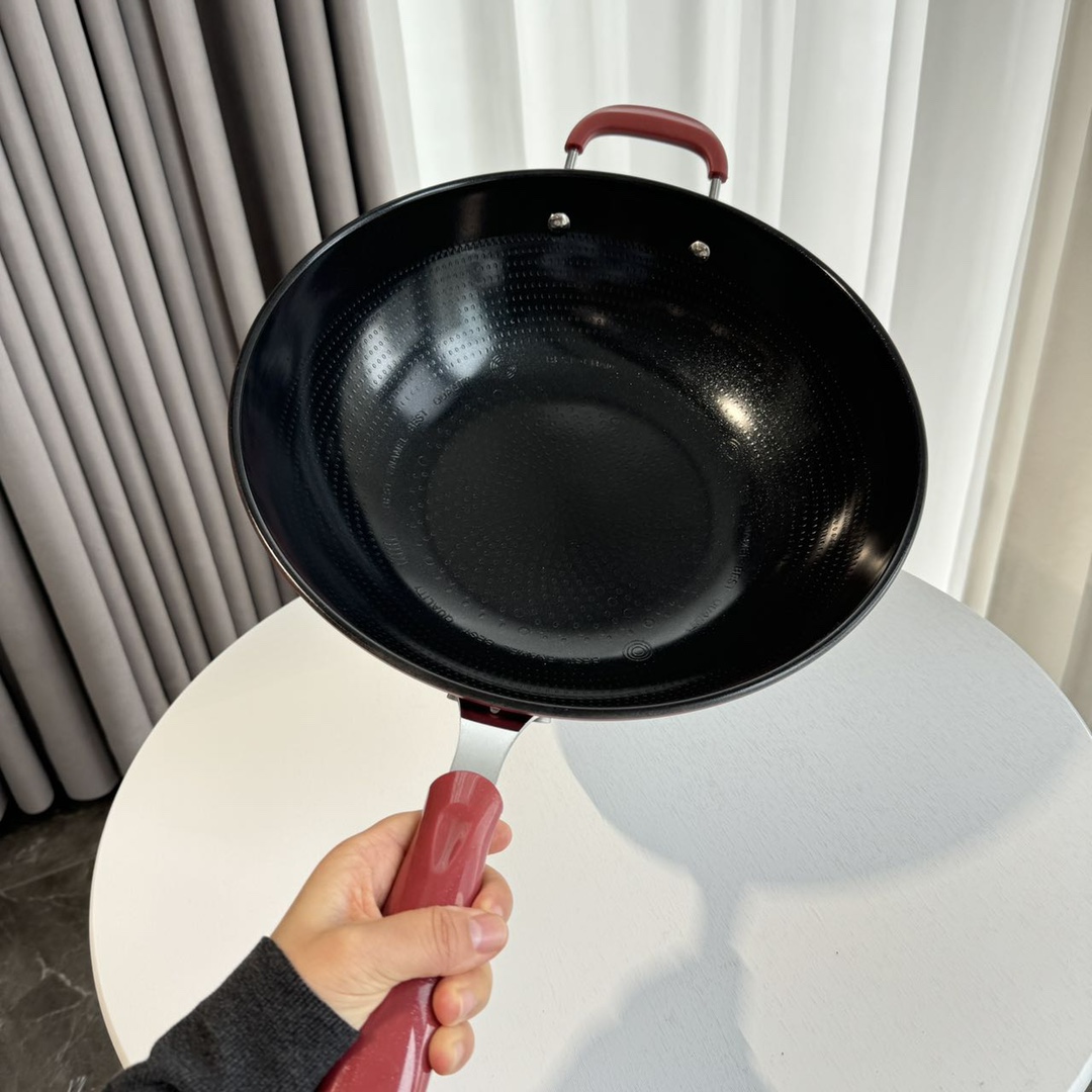 Give yourself a big stir fry pot during the Chinese New YearThe Double T - BeautyMakeUp