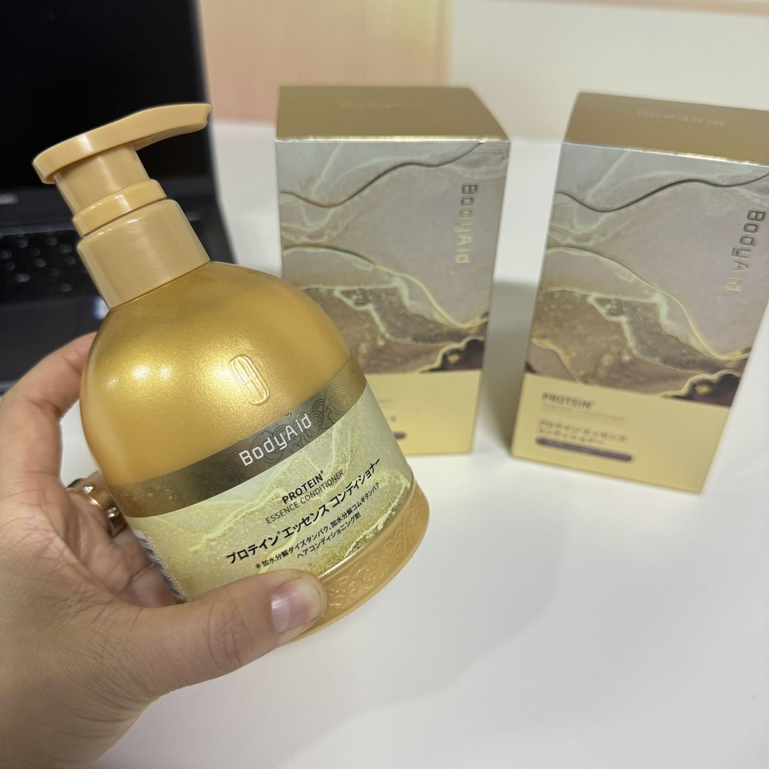Formulated with active protein factors, the Body Aid Protein Conditioner - Comprehensive 4