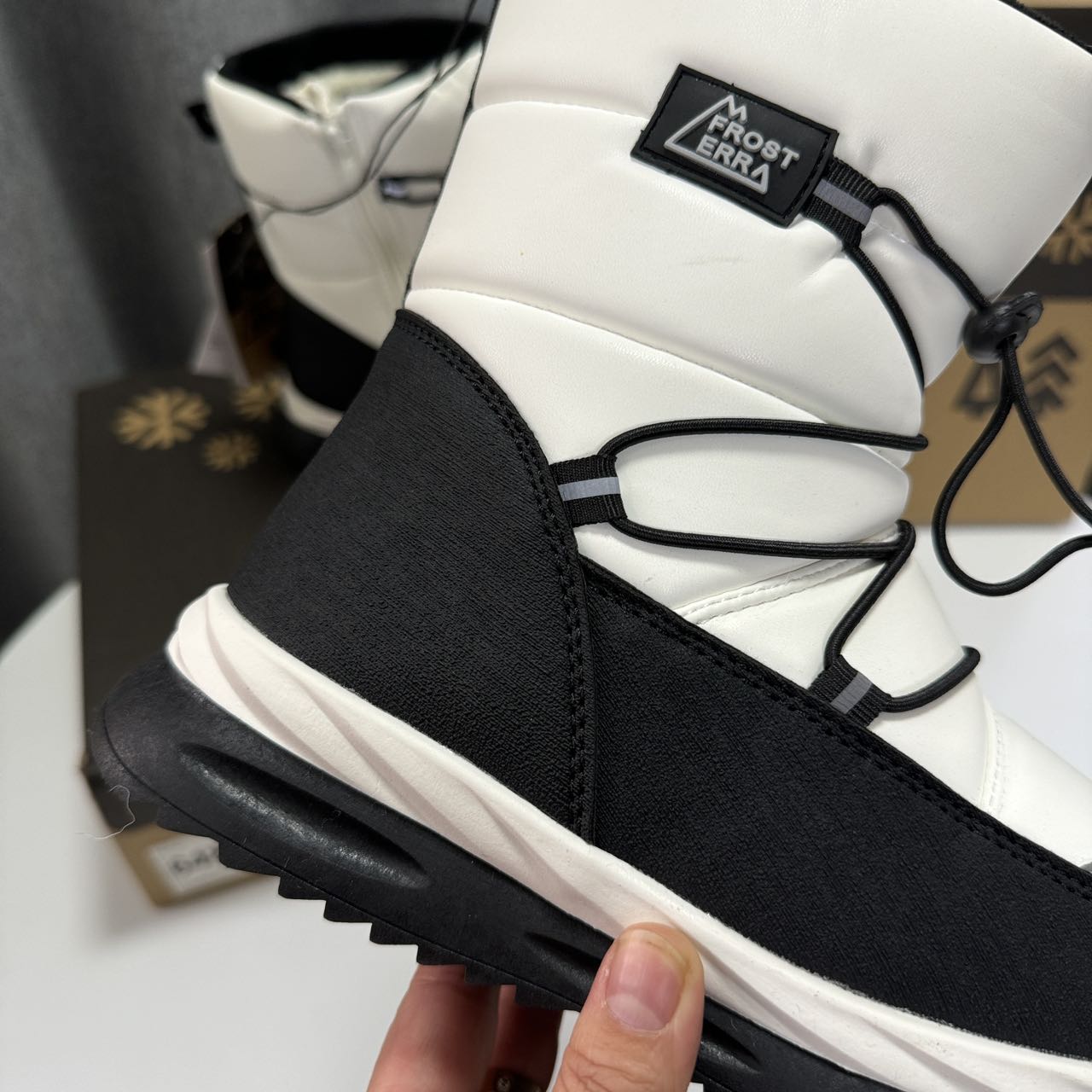 More detailed real-life shots:The shoe upper is made of waterproof and - Shoe 5