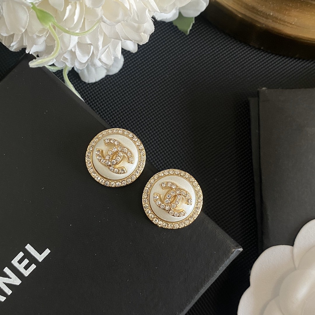 Chanel Jewelry Earring