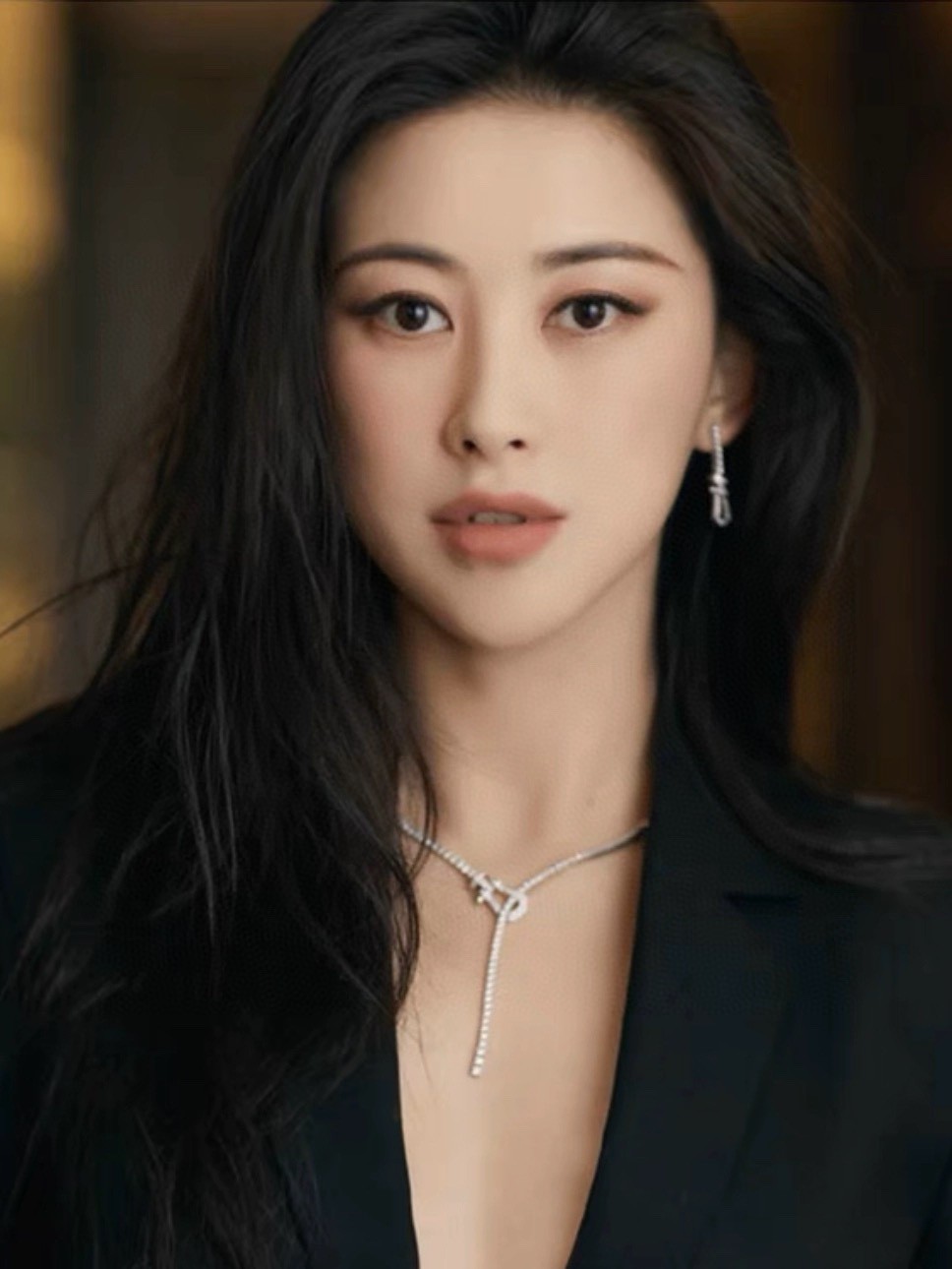 Fred’s New Horse Hooves Jewelry: High-End V Gold Imports for Youthful Fashion - 图片 4