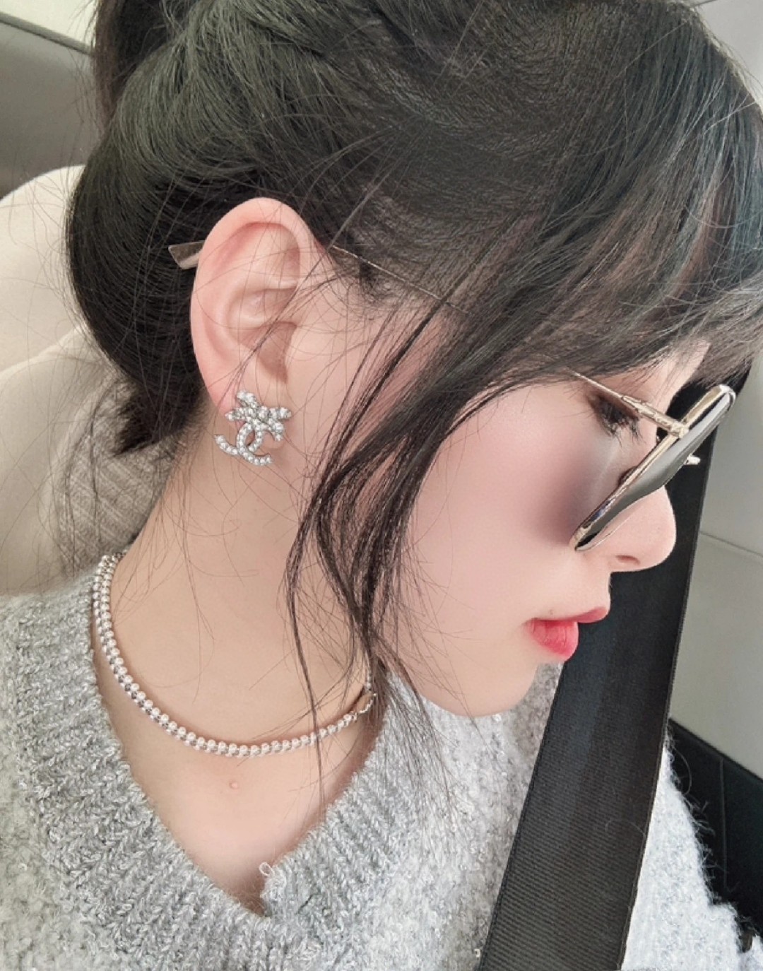 Chanel 卖疯了太 了 【香小蝴蝶结双c耳钉】Z 3800