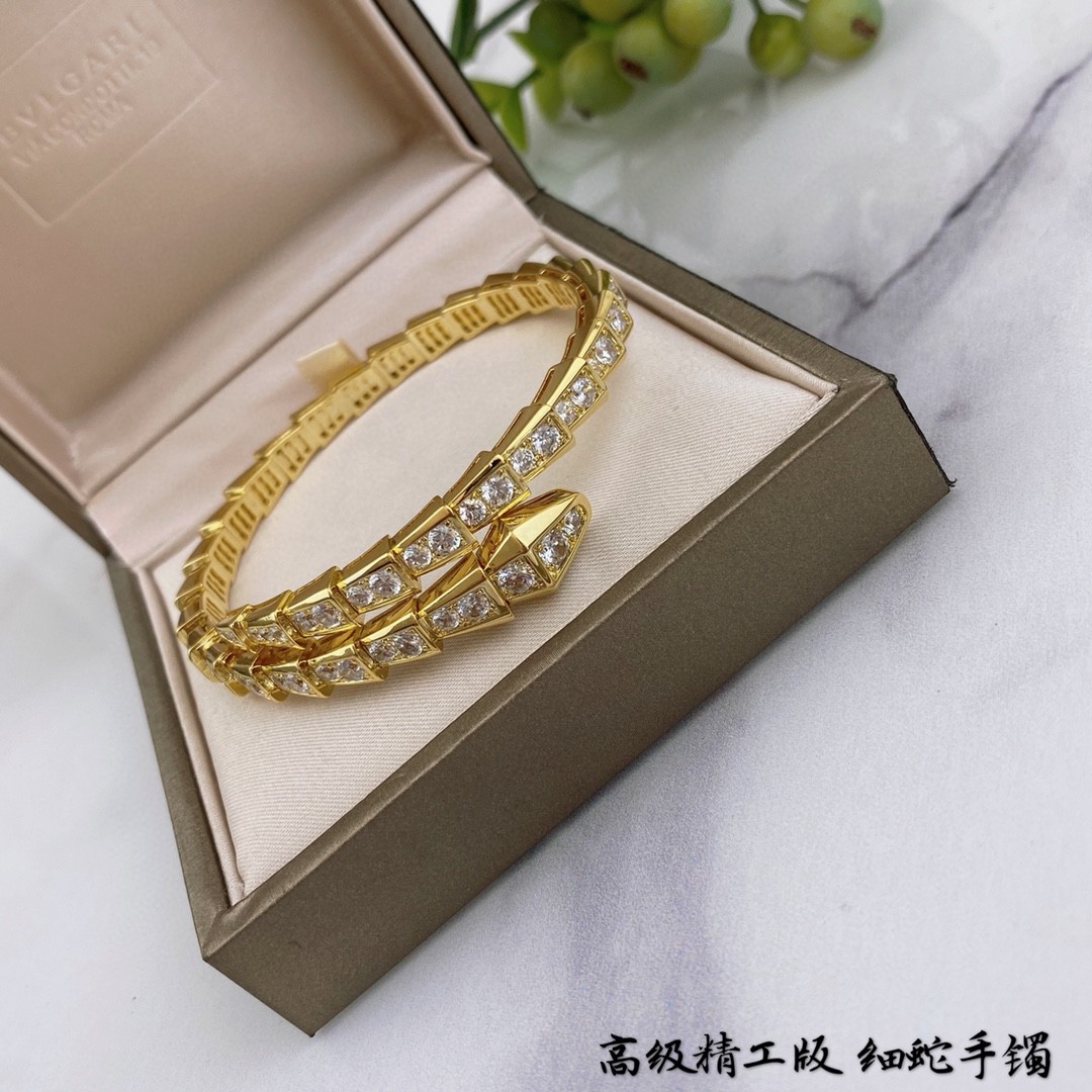 “Advanced Precision Bogarita Snake Bracelet: High-Quality, Intricate Design, Laser-Point Detailing” - 图片 8