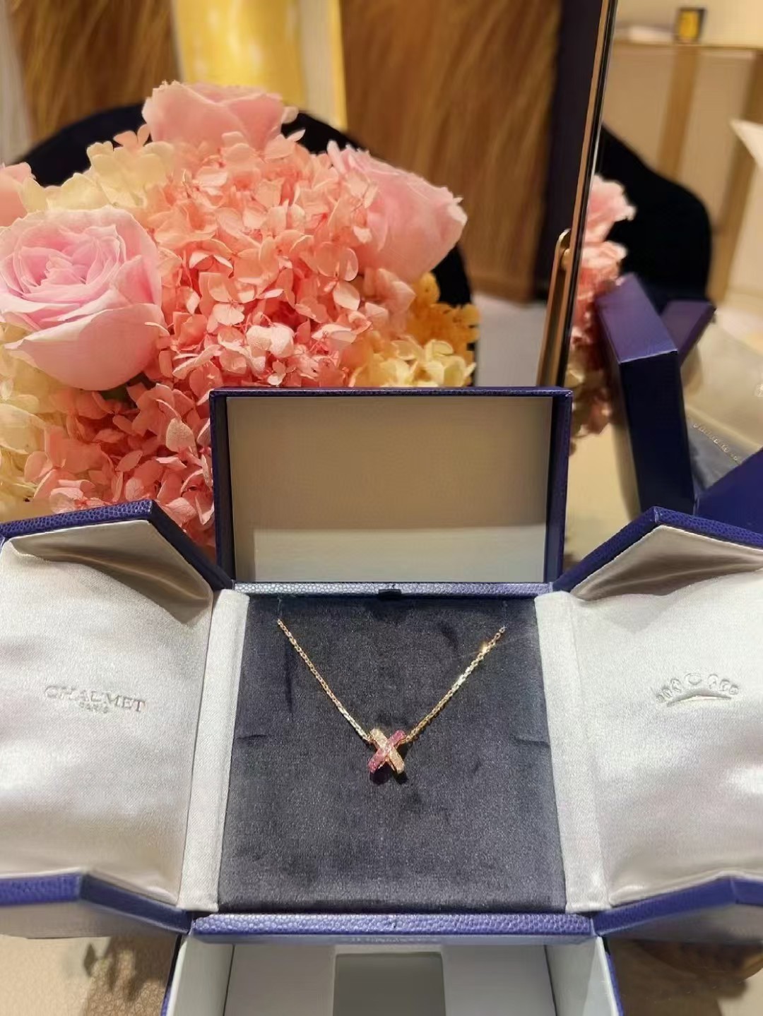 ¥450 Liens Series: Symbol of Love and Connection in Gold Mass Jewelry - 图片 5