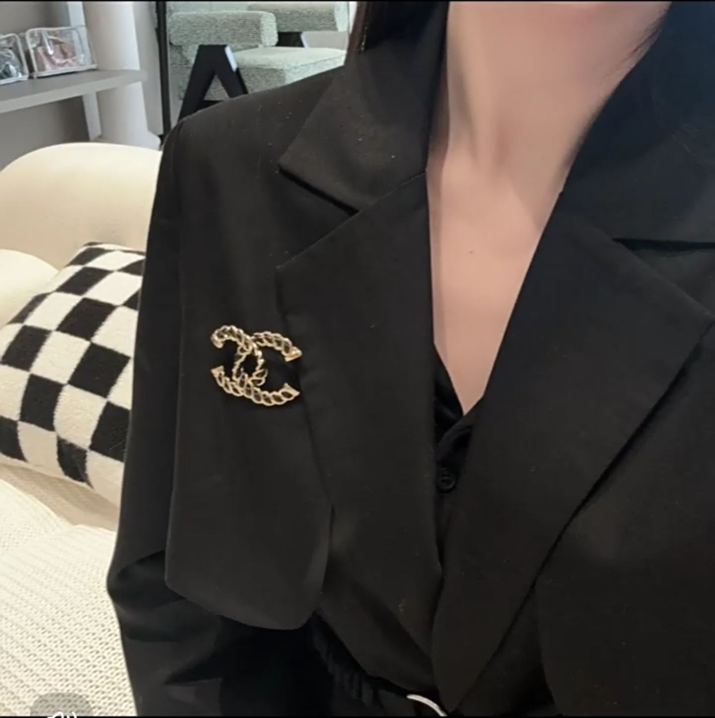 Chanel ZP打版 小香 CHANEL 施华洛进口真皮手串字母组合胸针