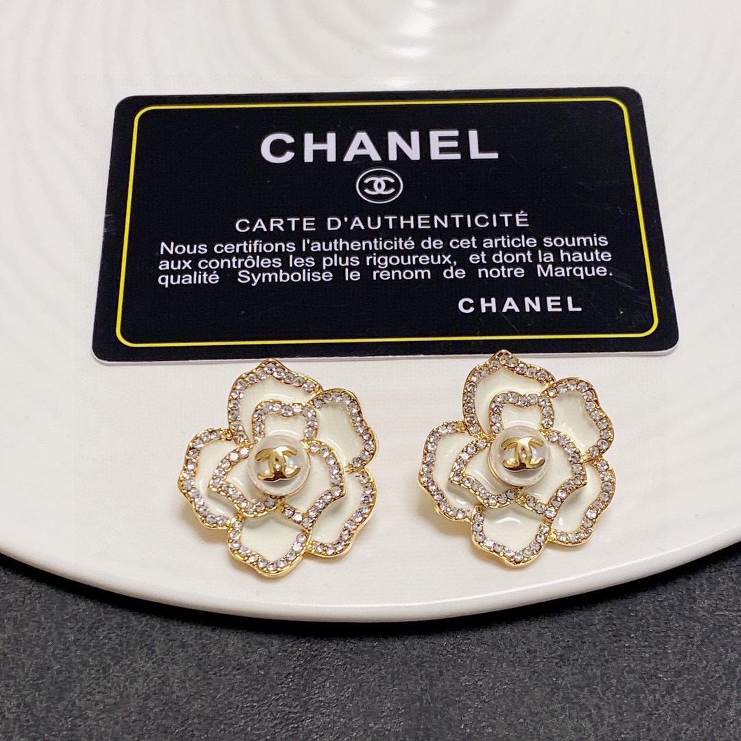 Chanel Haute Couture Haute Couture Fine Jewelry Necklace Bracelet Ring 9