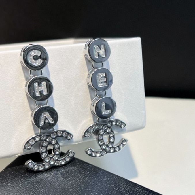 Chanel Haute Couture Haute Couture Fine Jewelry Necklace Bracelet Ring 3