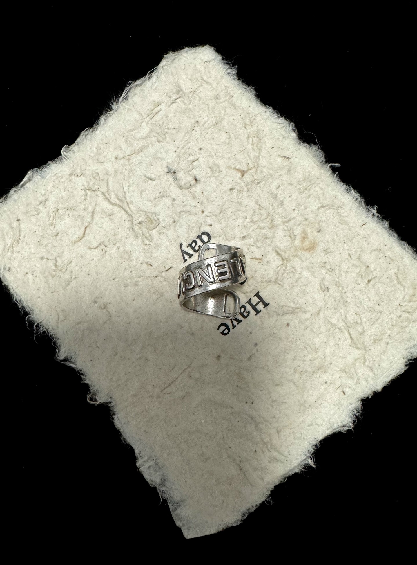 Stylish Multi-Element Design Ring: Classic, Elegant, Noble, and Cold - 图片 3
