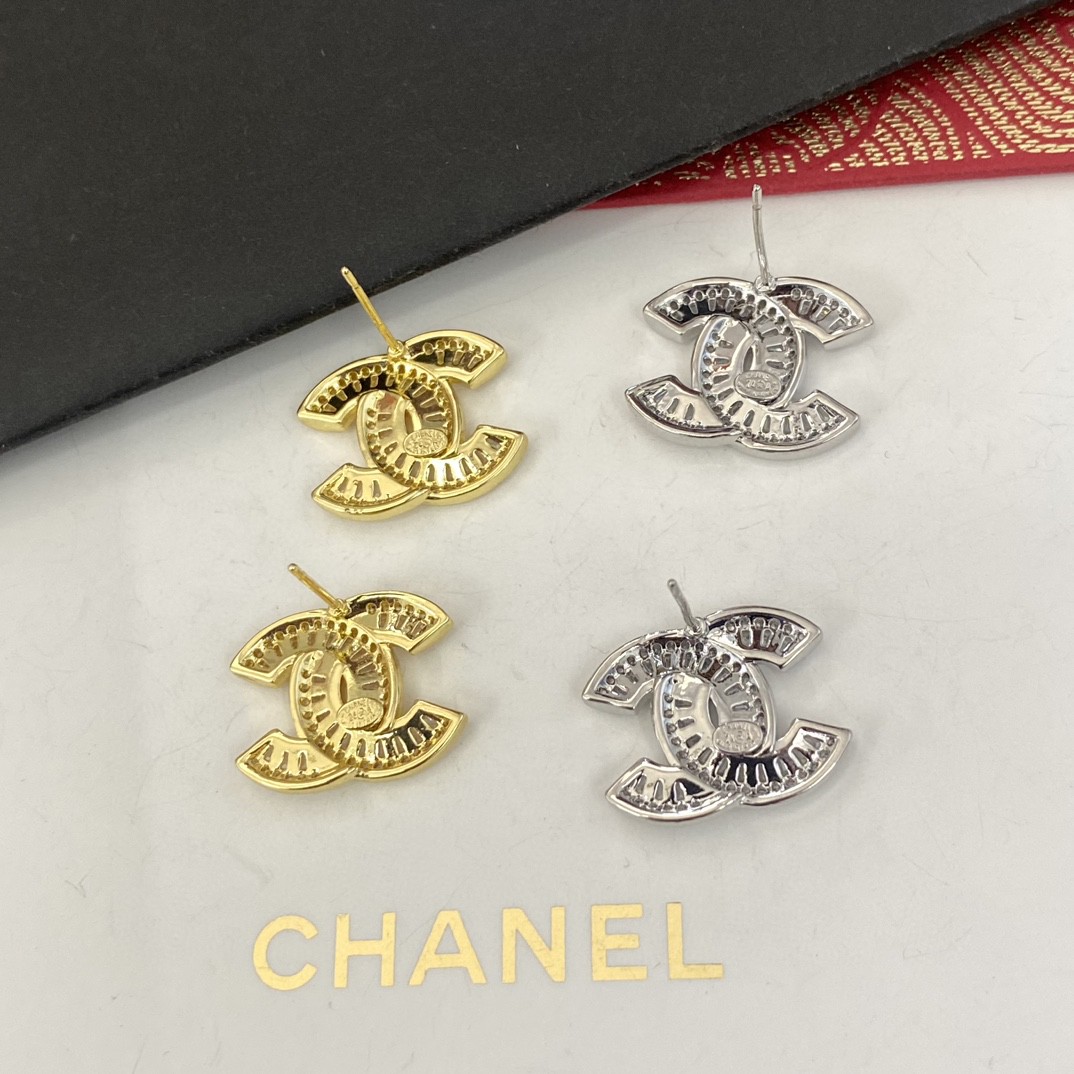 Chanel Haute Joaillerie Fine Jewelry Earrings Necklace Ring Ref 6