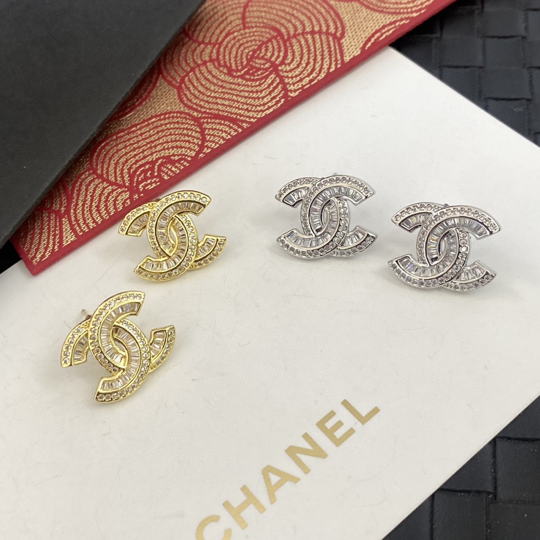 Chanel Haute Joaillerie Fine Jewelry Earrings Necklace Ring Ref 8