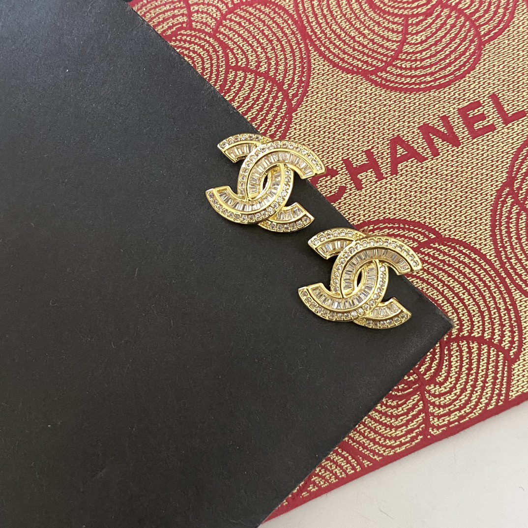Chanel Haute Joaillerie Fine Jewelry Earrings Necklace Ring Ref 7