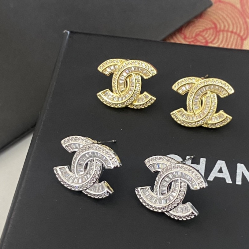 Chanel Haute Joaillerie Fine Jewelry Earrings Necklace Ring Ref 5
