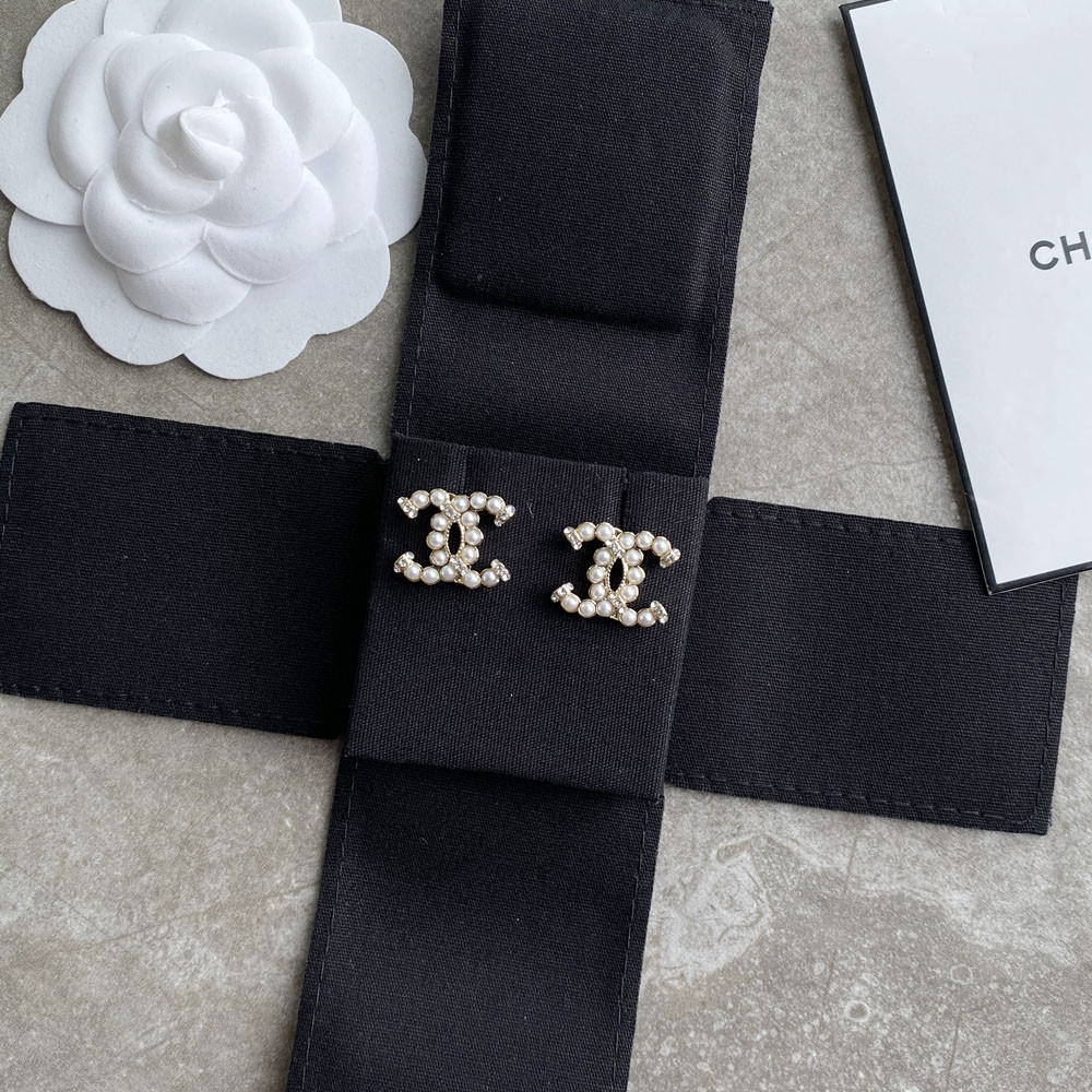 Chanel ZP打版 小香 CHANEL 双C晶钻米粒间隔珍珠耳钉耳环