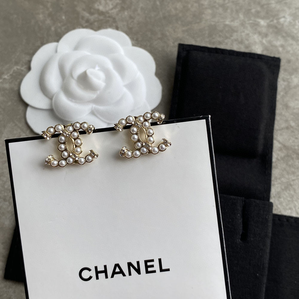 Chanel ZP打版 小香 CHANEL 双C晶钻米粒间隔珍珠耳钉耳环