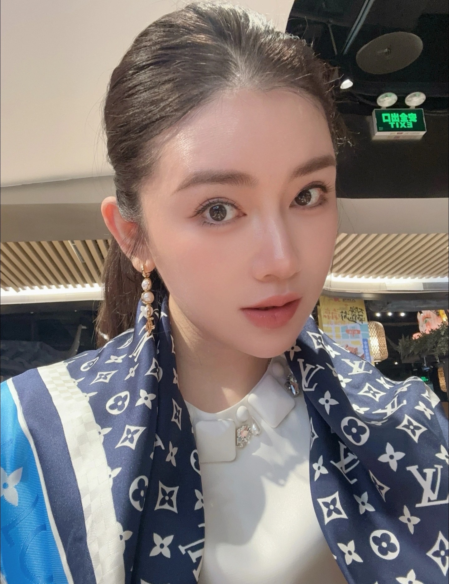 Chanel Ch@nel 香 立体圆环水晶糖珍珠字母流苏耳钉