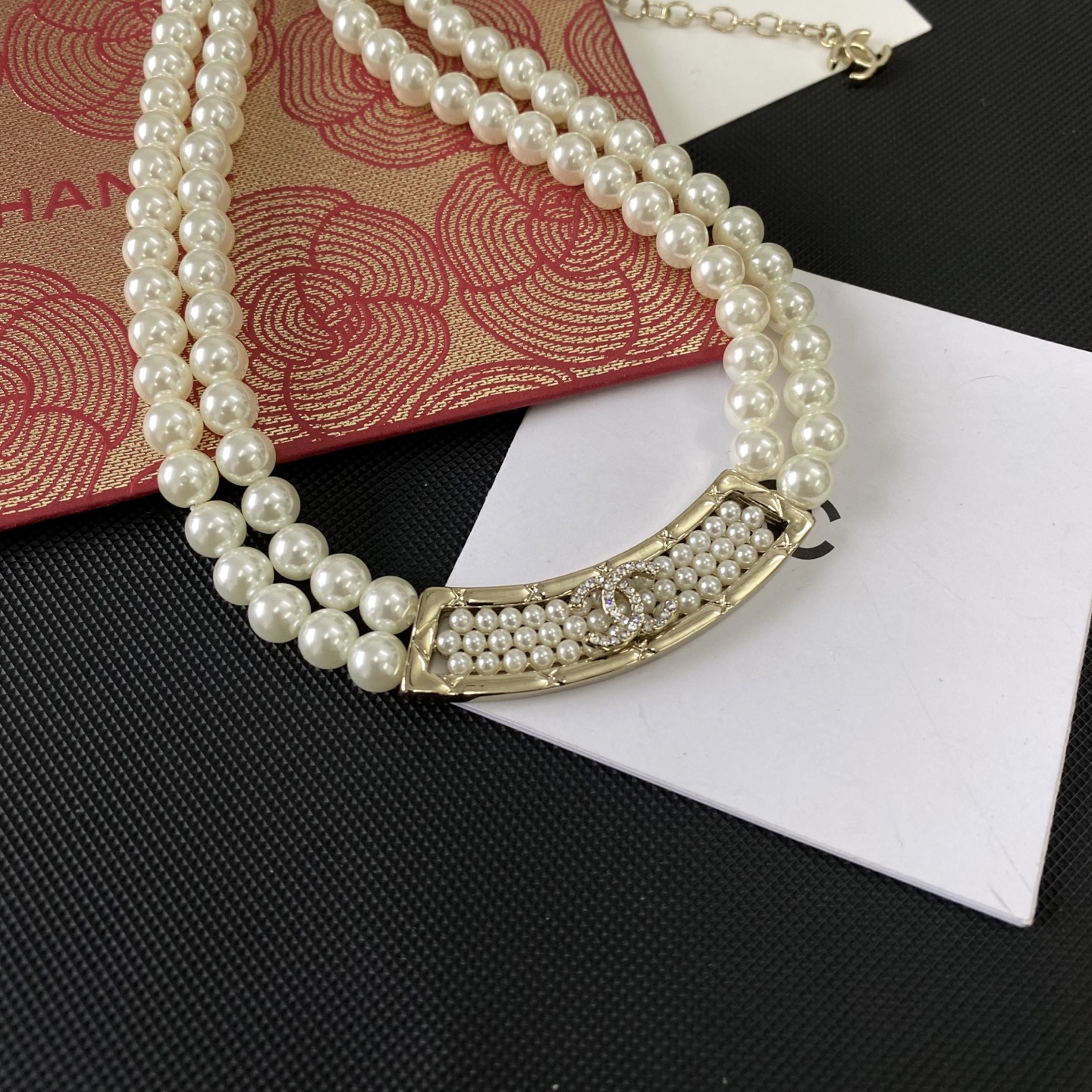 Chanel 辛芷蕾同款项钉 CHANE*双排珍珠字母项链