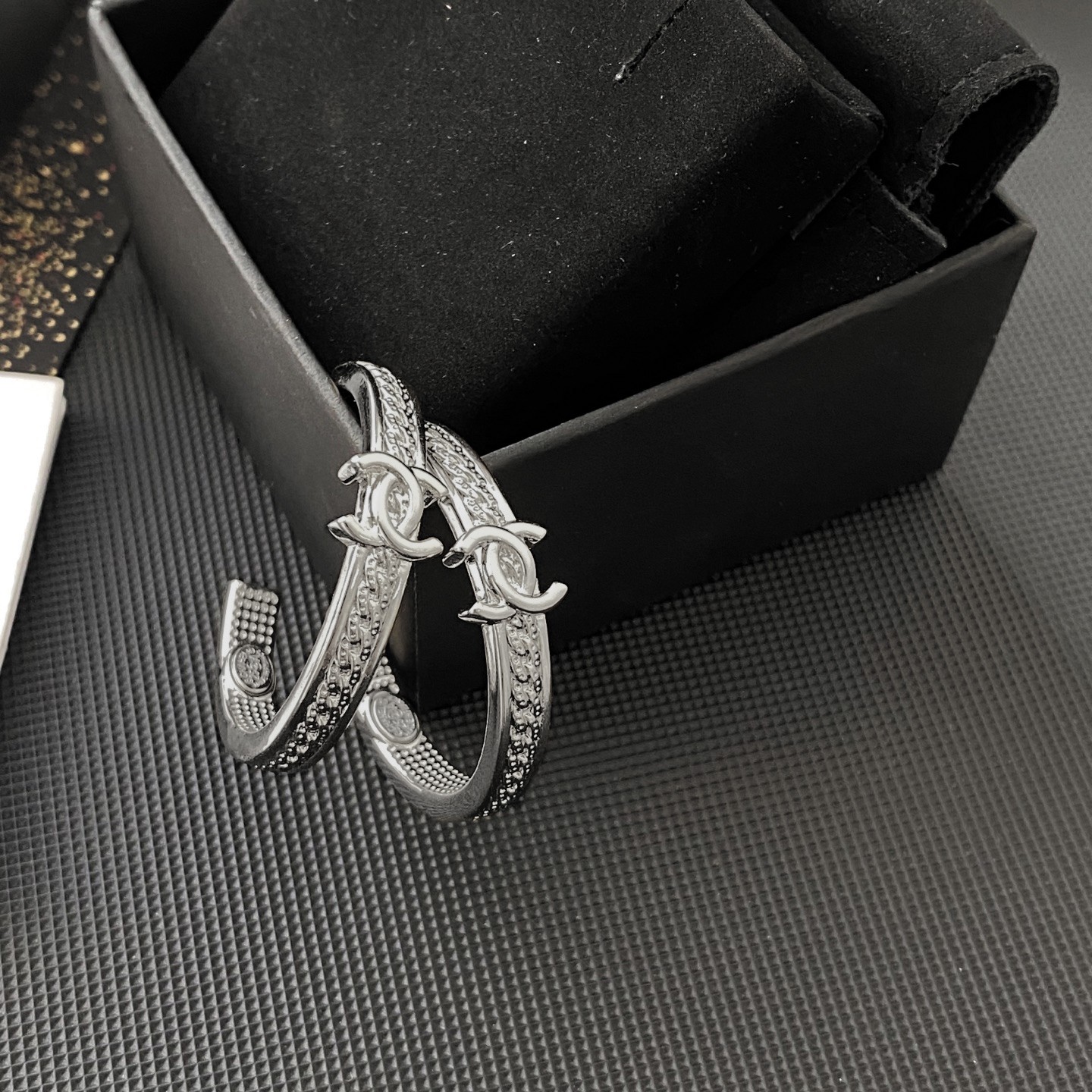 Chanel Haute Joaillerie Fine Jewelry Earrings Necklace Ring Ref.58A796EB 6