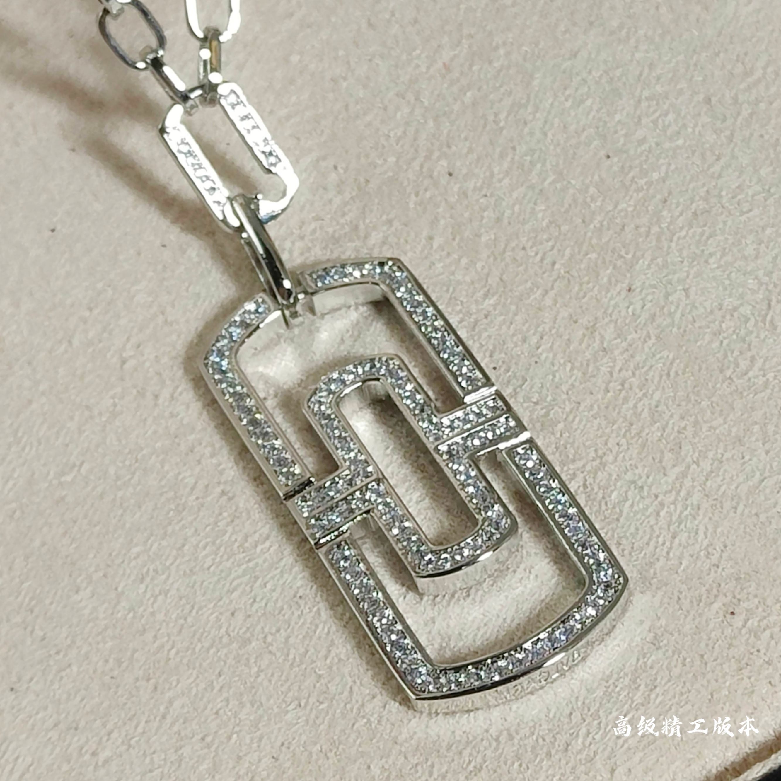 Bvlgari V金精工版 大号回型项链 每节扣子都由人工扣链